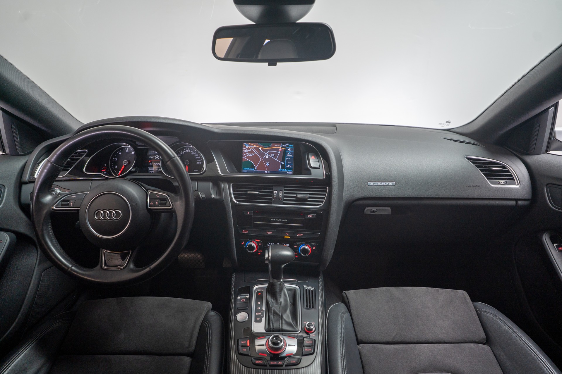AUDI A5 Sportback 2.0 TFSI 225 quattro S-Tronic / S-Line / Rückfahrkamera / Tempomat-image-16