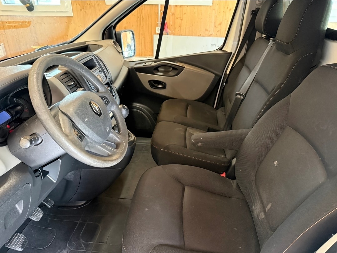 RENAULT Trafic 1.6 ENERGY TwinT. dCi125 2.9t Busin. L1H1-image-5