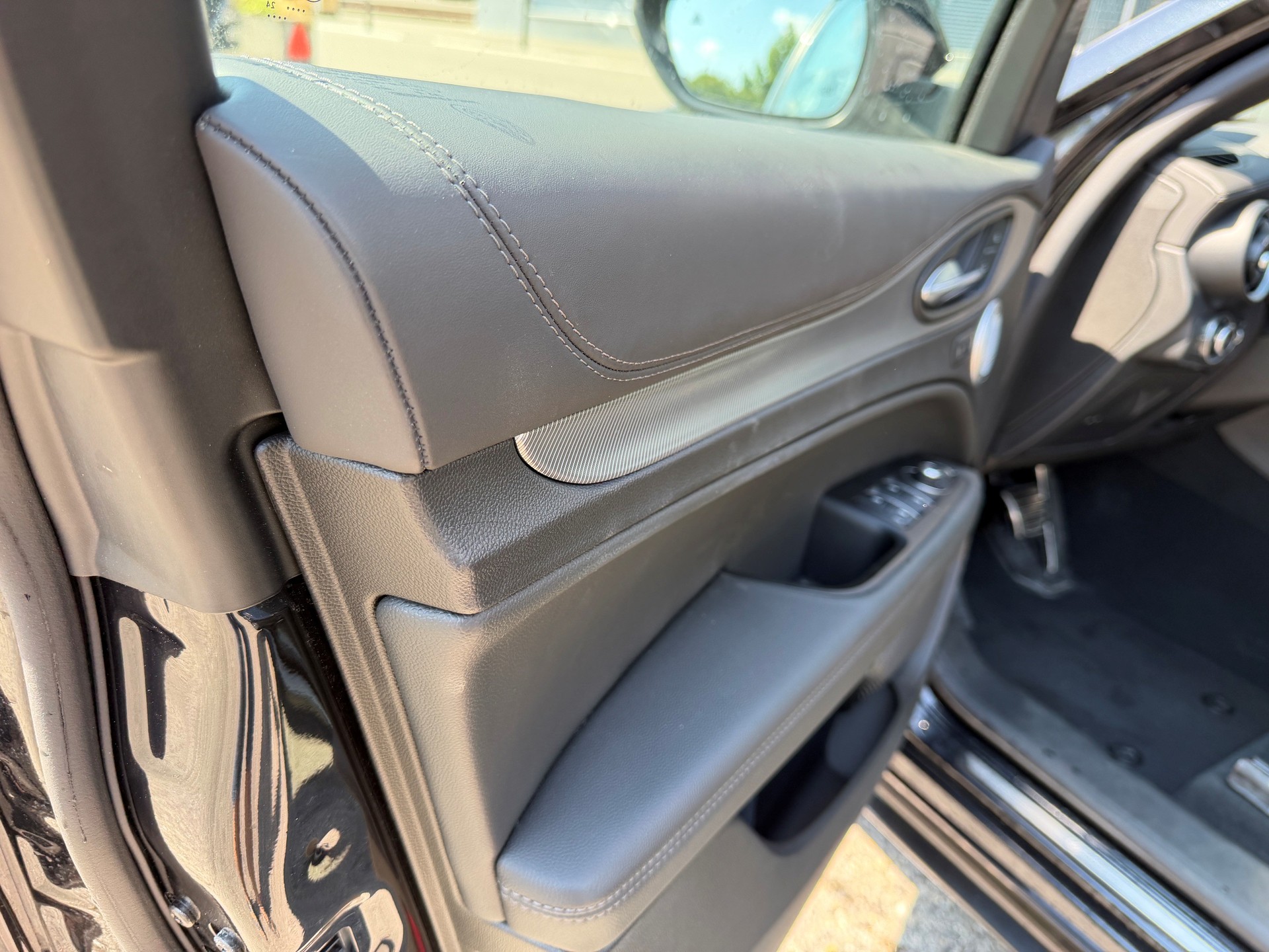 ALFA ROMEO Stelvio 2.2 JTDM Veloce Pack Premium Q4 AT8-image-3