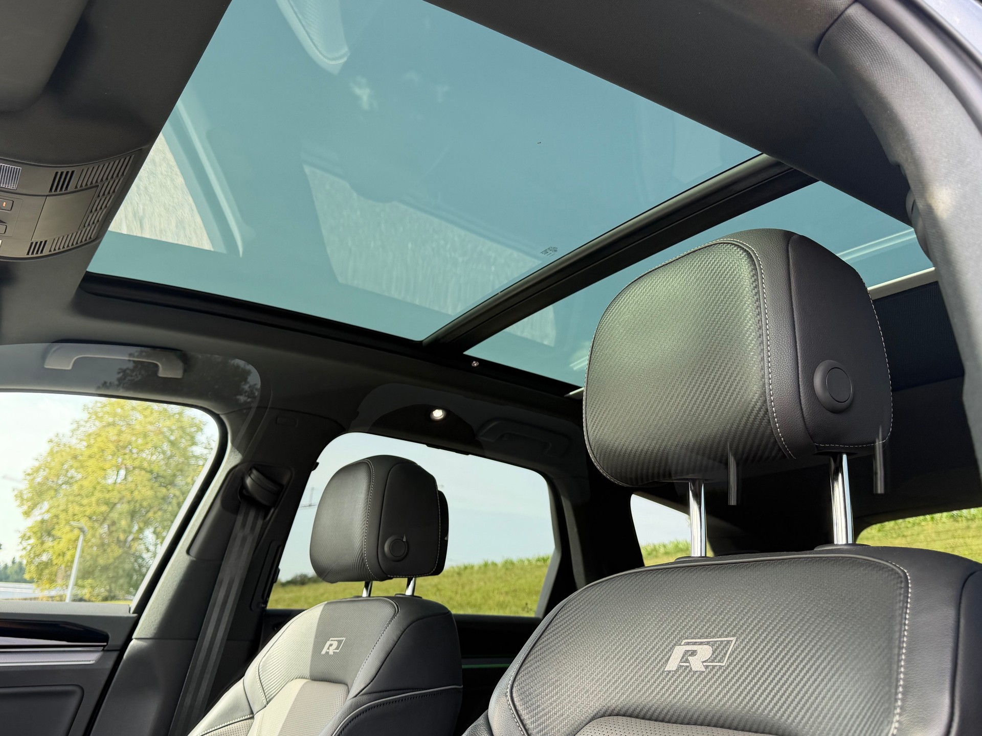 VW Touareg 4.0 V8 TDI R-Line Tiptronic-image-10