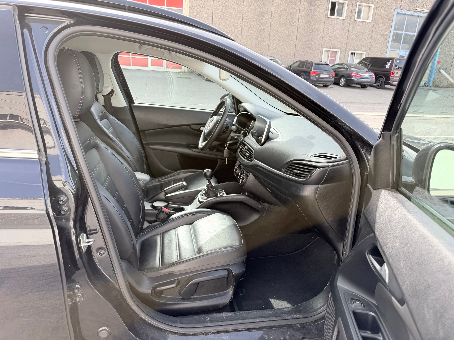 FIAT Tipo 1.6MJ Station Wagon Pop Star-image-8