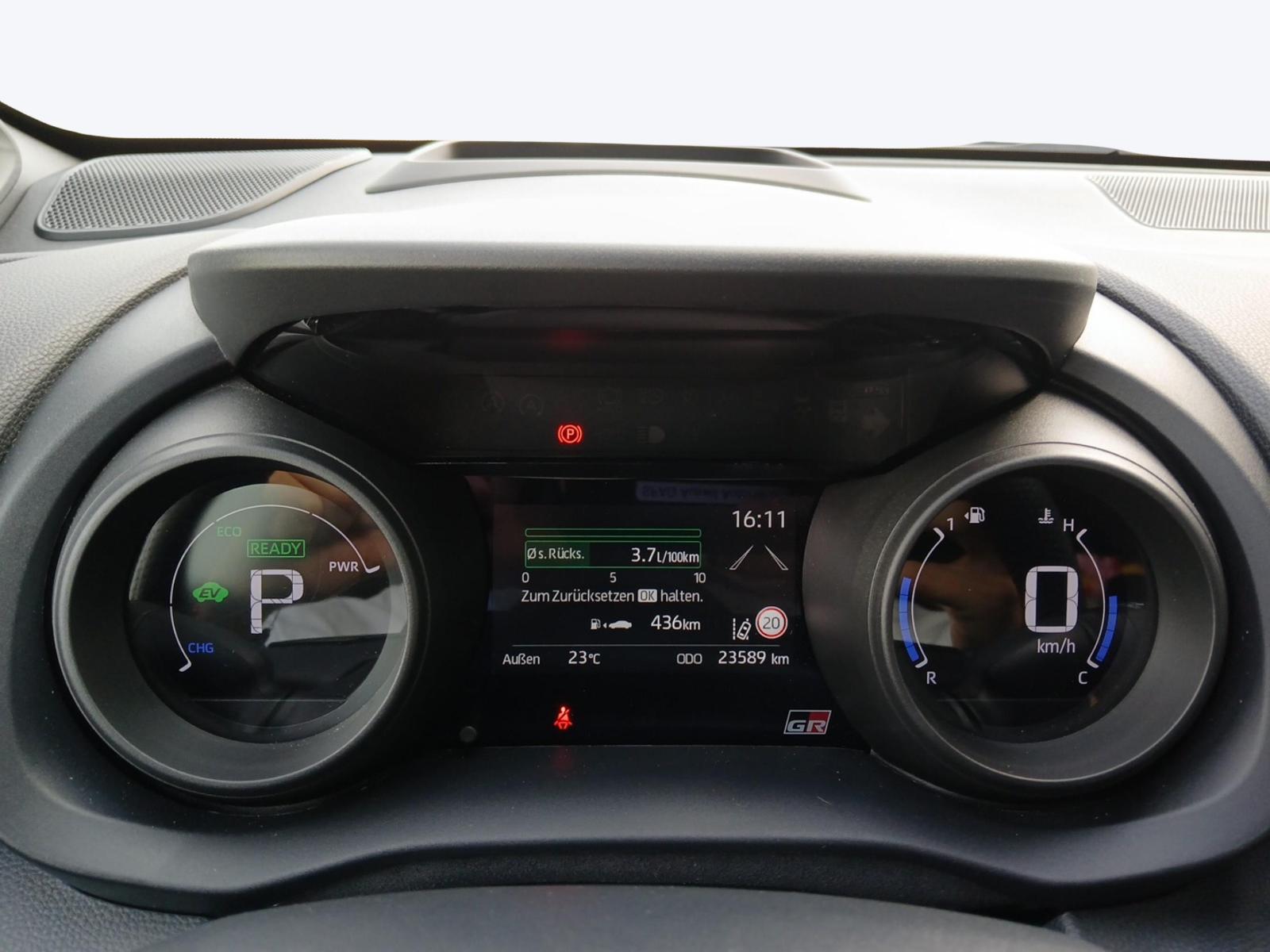TOYOTA Yaris 1.5 VVT-i HSD GR Sport-image-14