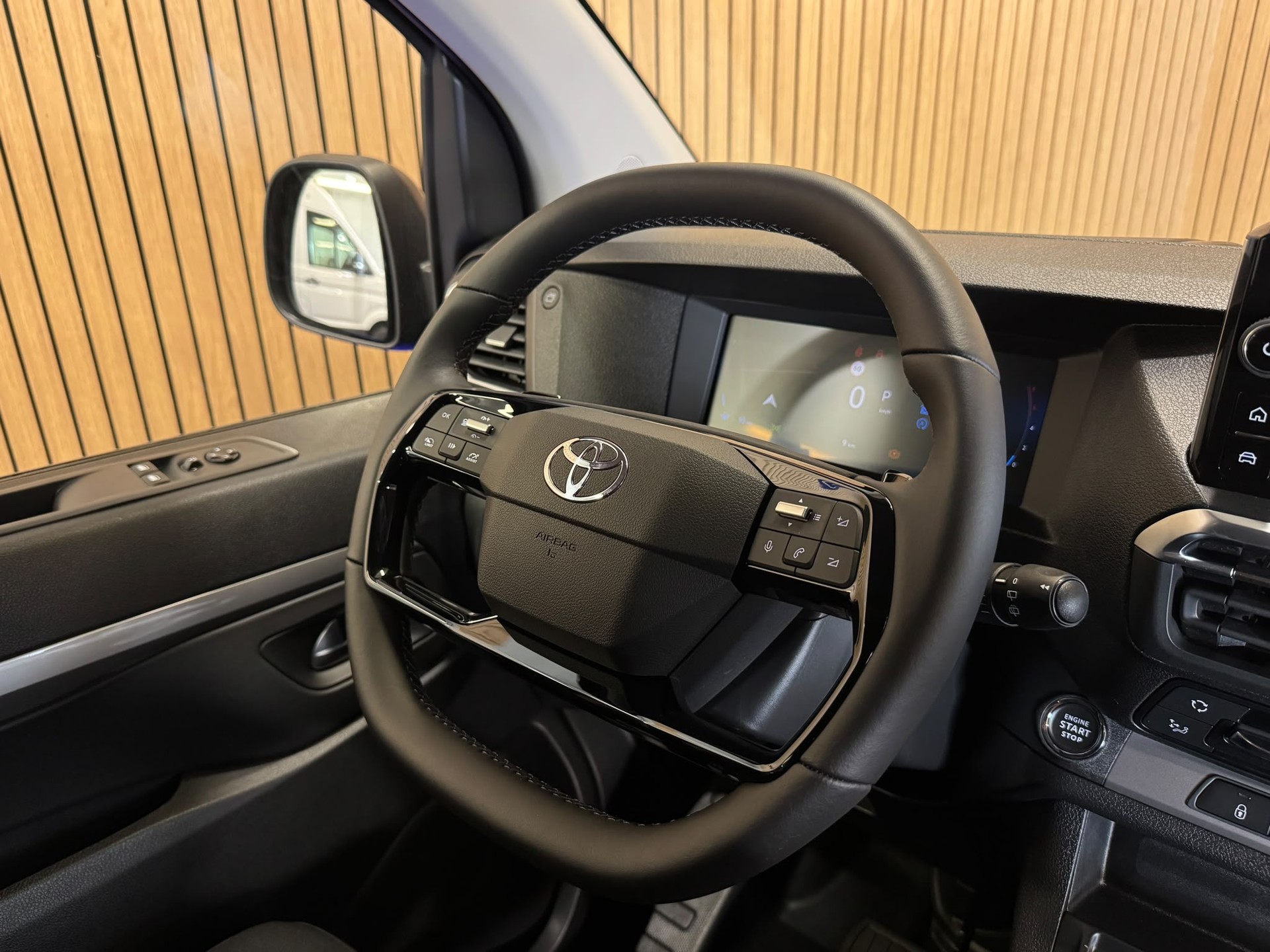 TOYOTA Proace Verso 2.0 D-4D AT Trend Long Business-image-10