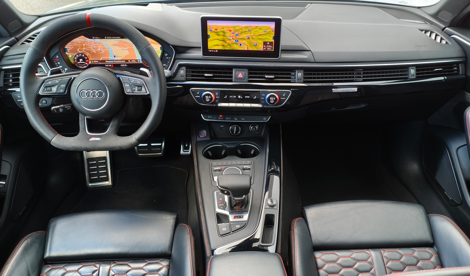 AUDI RS4 Avant 2.9 TFSI quattro tiptronic-image-11