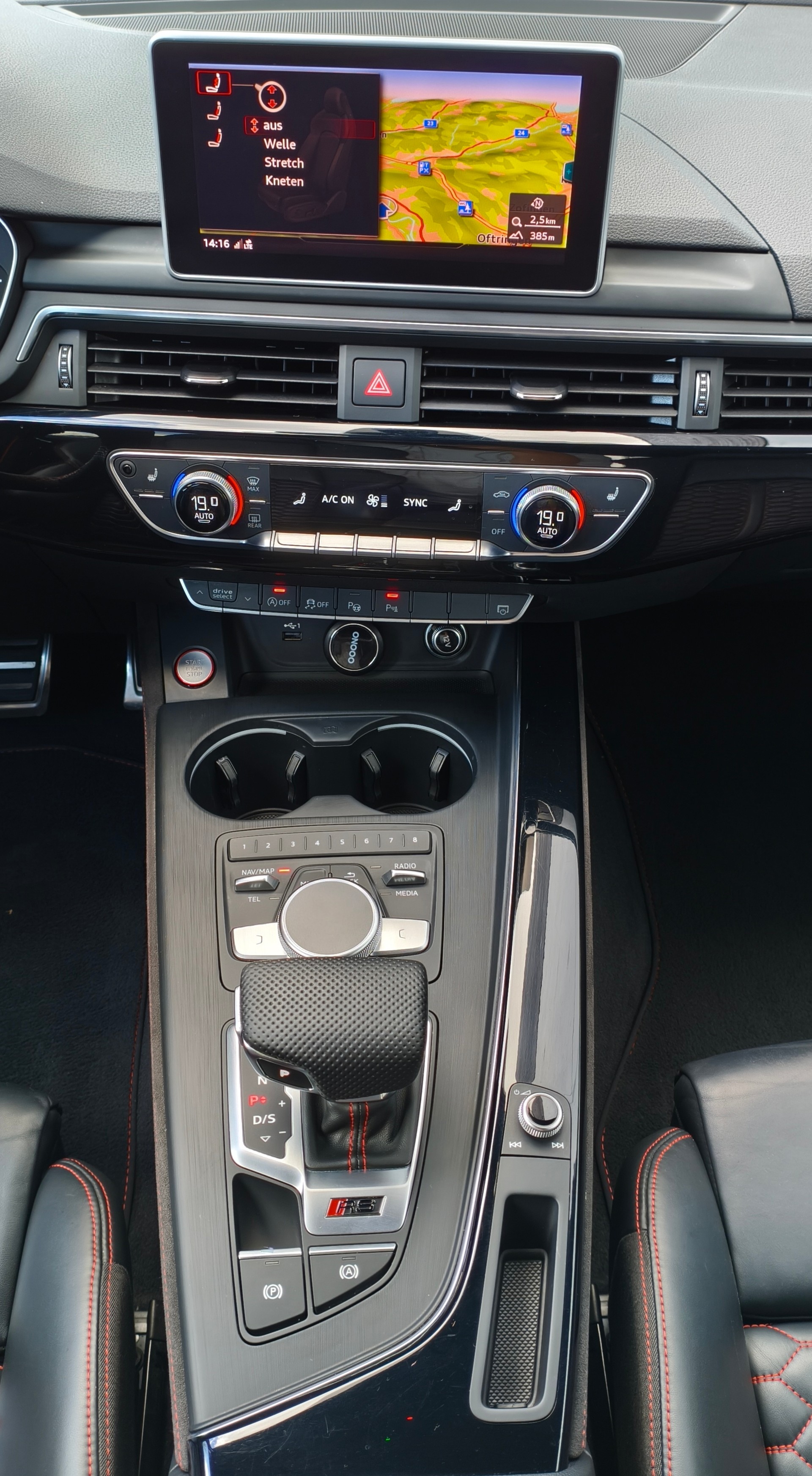 AUDI RS4 Avant 2.9 TFSI quattro tiptronic-image-12