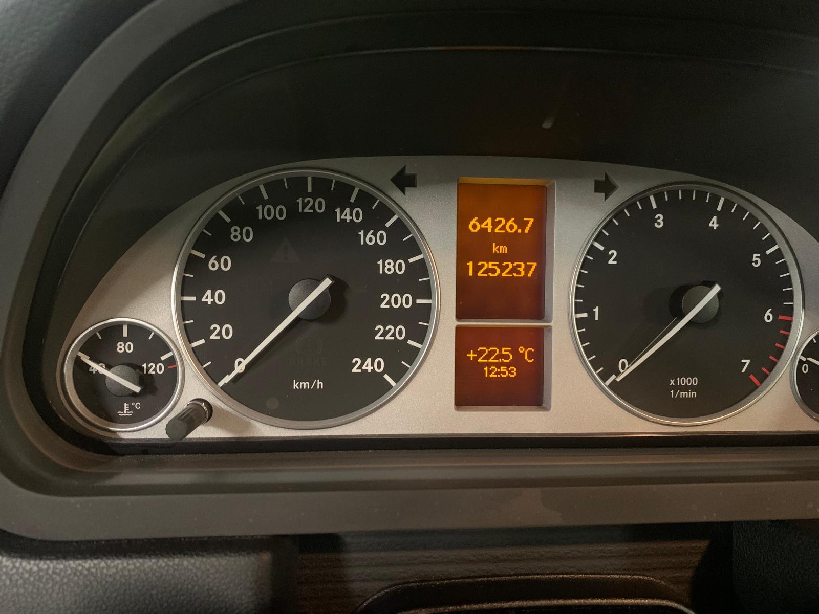 MERCEDES-BENZ B 170-image-4