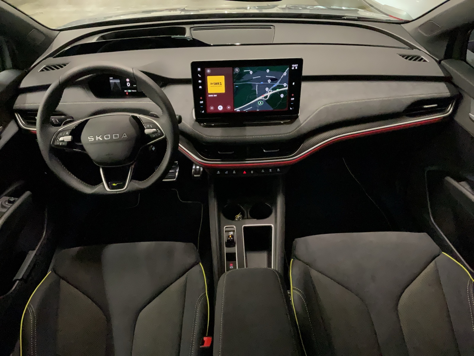 SKODA Elroq RS 4x4-image-7