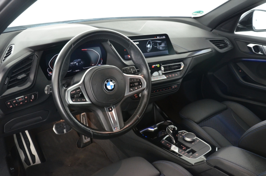BMW 116d Steptronic M Sport-image-10