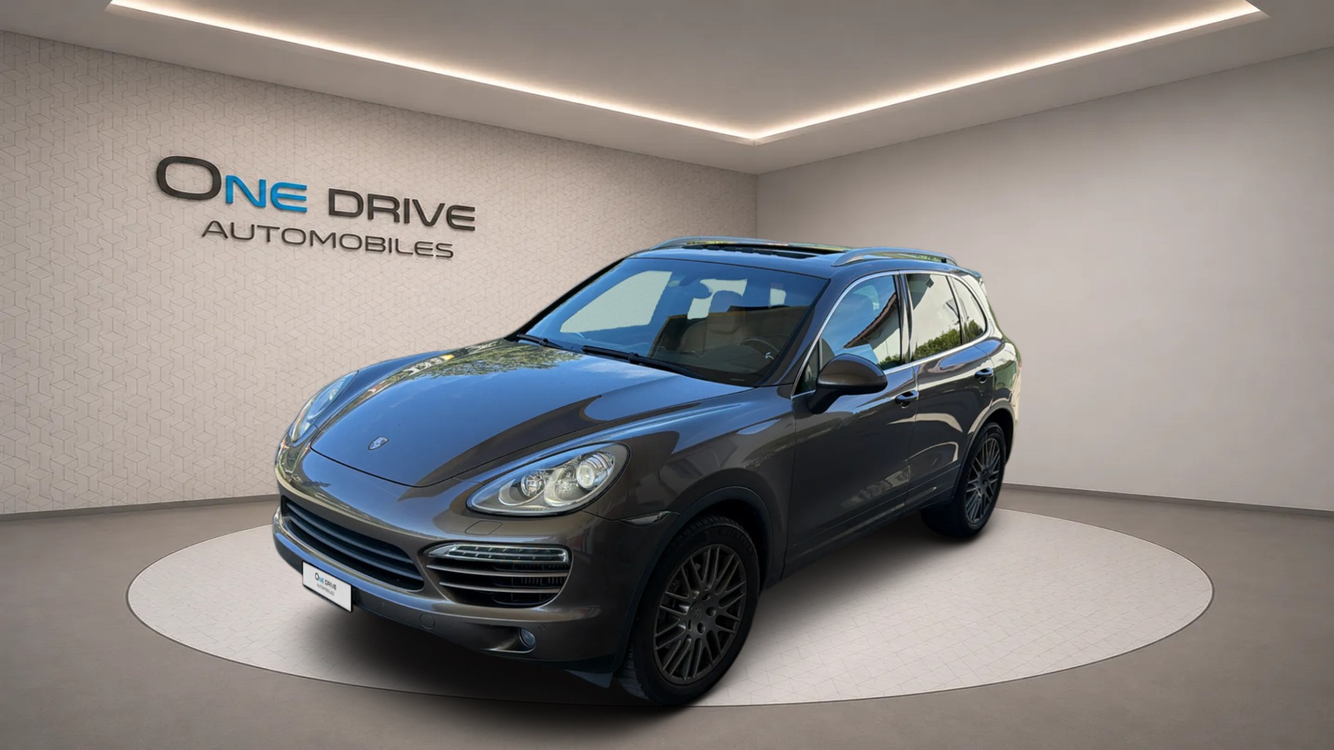 PORSCHE Cayenne Diesel-image-2