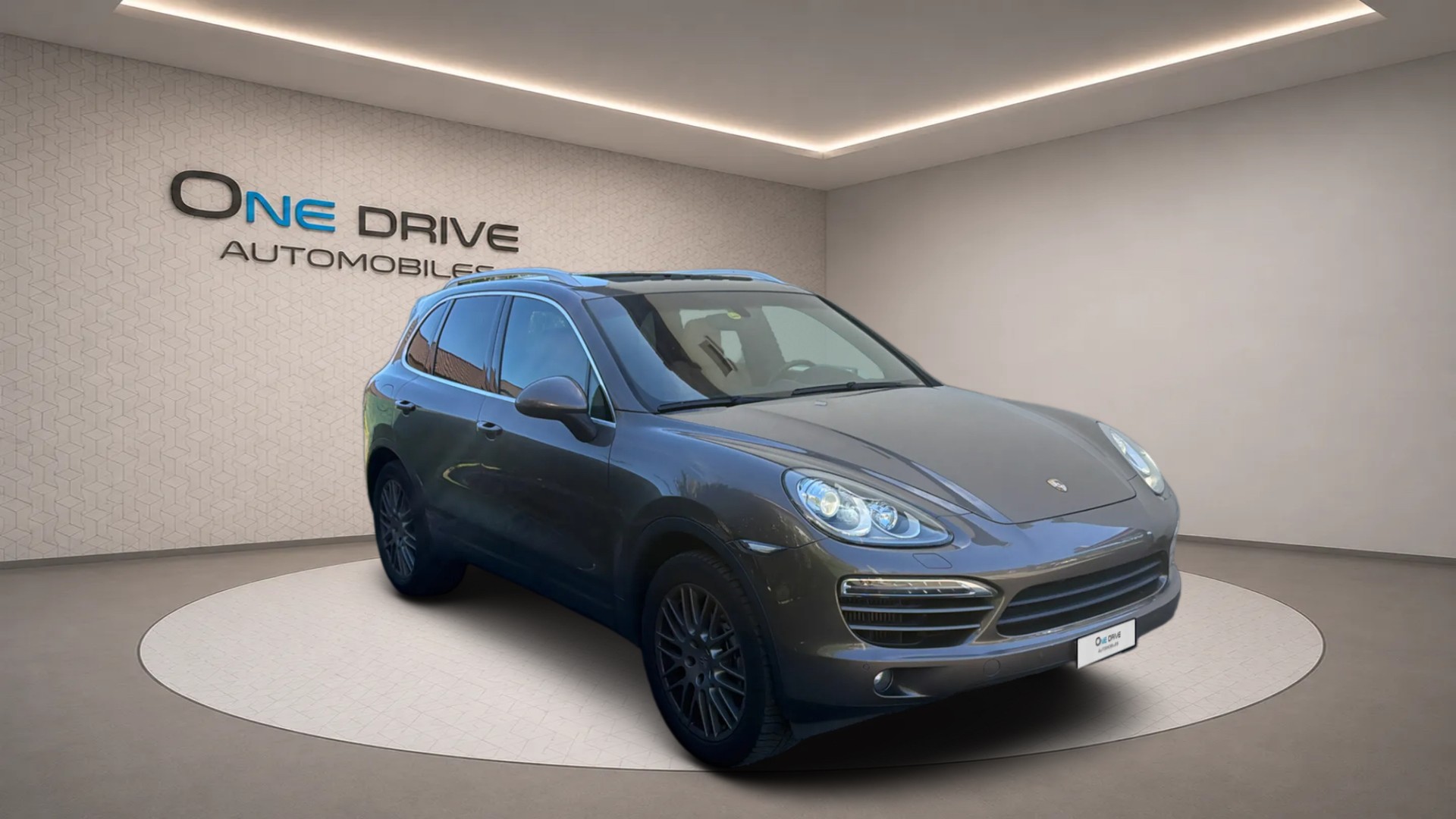 PORSCHE Cayenne Diesel-image-1