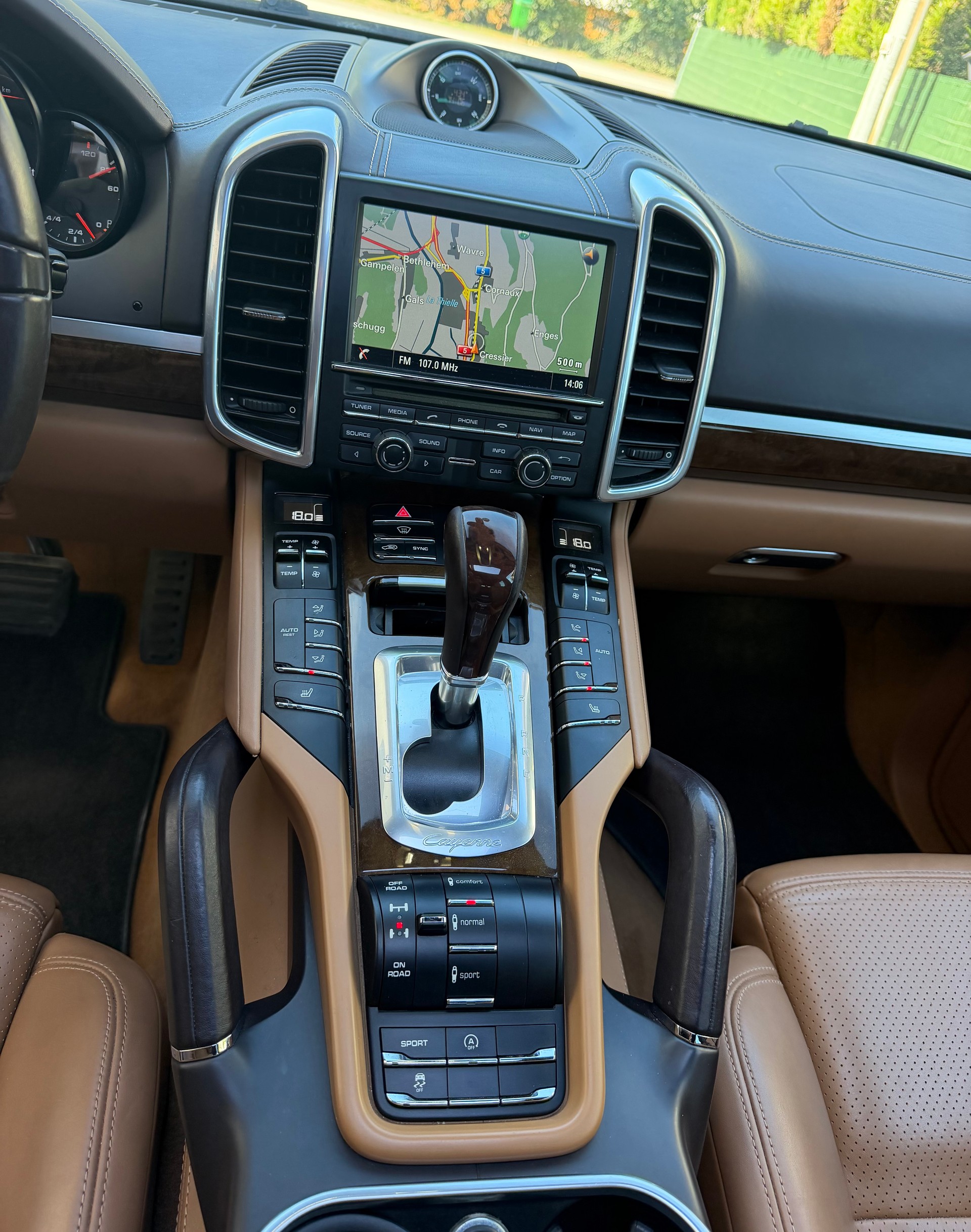 PORSCHE Cayenne Diesel-image-13