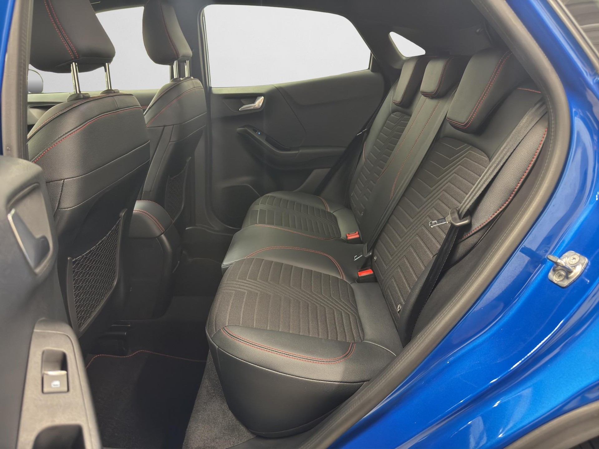 FORD Puma 1.0 EcoB Hybrid 155 ST-Line X Design-image-16