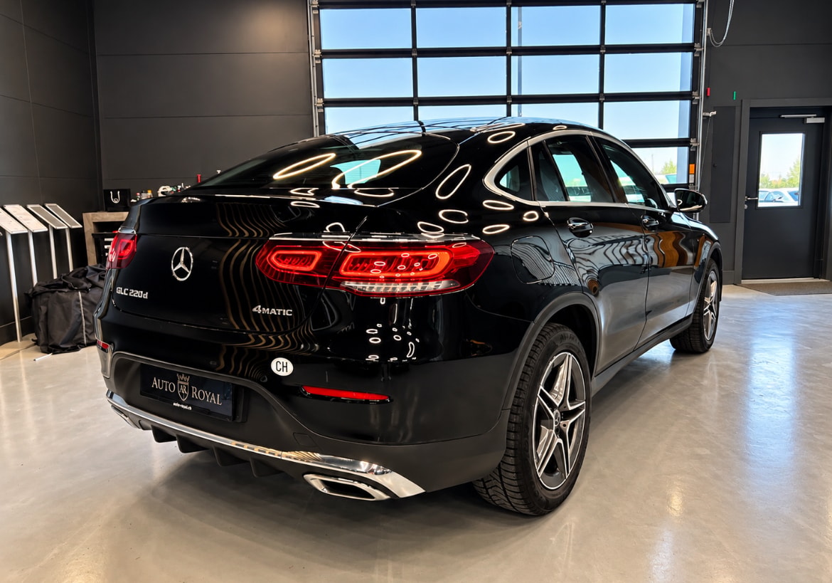 MERCEDES-BENZ GLC Coupé 220 d AMG Line 4Matic 9G-Tronic-image-6