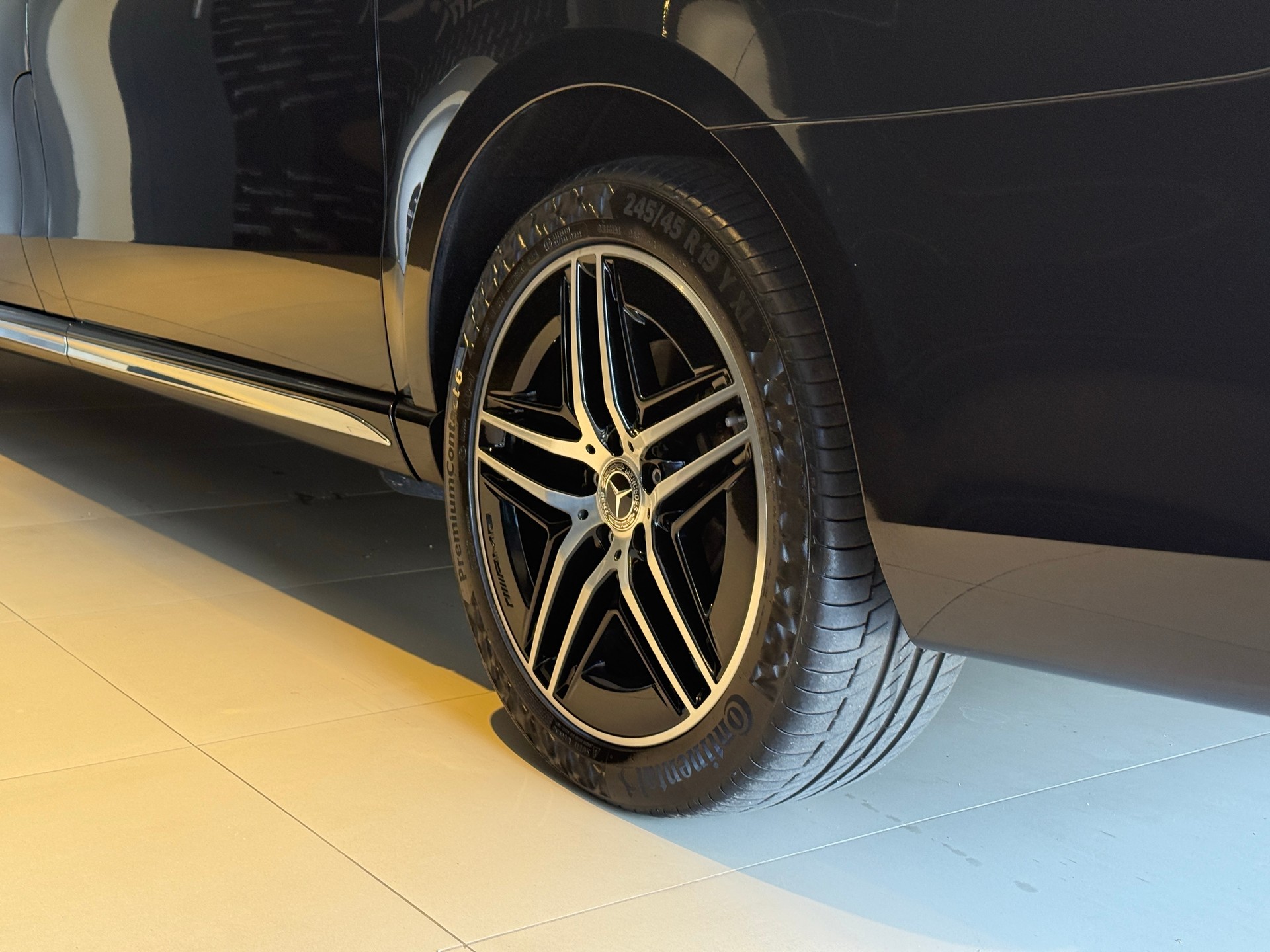 MERCEDES-BENZ V 300 d lang Exclusive 4Matic 9G-Tronic-image-7