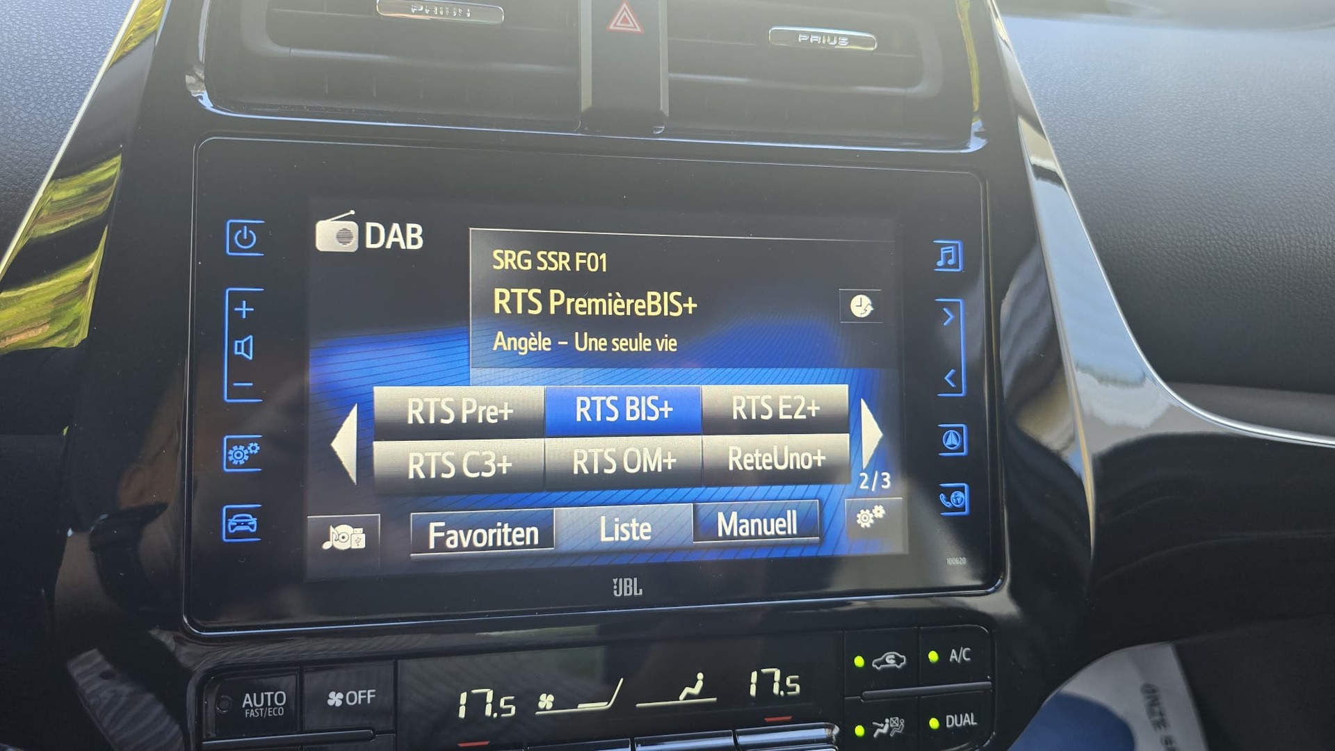 TOYOTA Prius 1.8 VVT-i Plug-in Hybrid Premium Leather / navi / DAB / 8 räder, roues-image-11