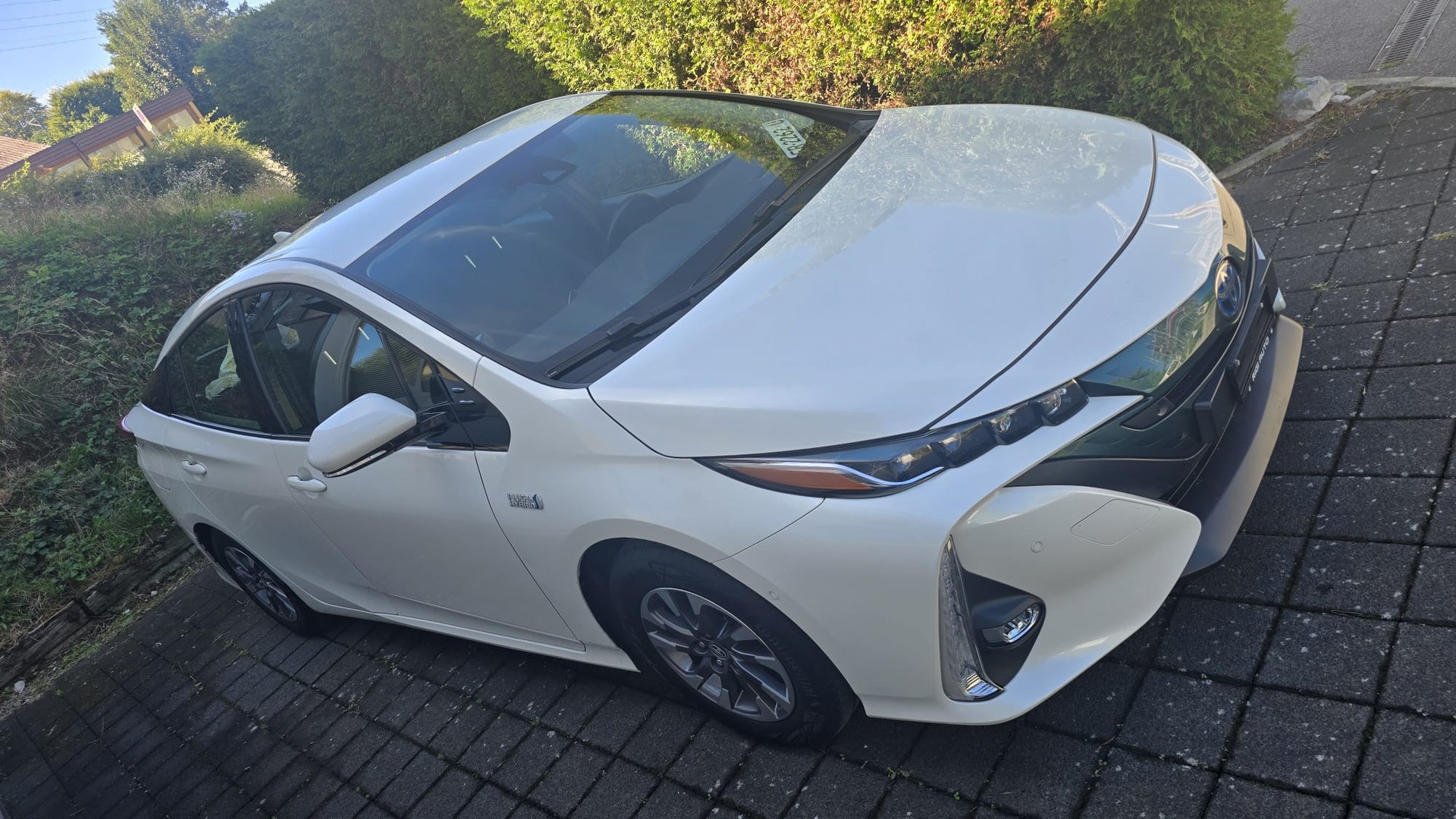 TOYOTA Prius 1.8 VVT-i Plug-in Hybrid Premium Leather / navi / DAB / 8 räder, roues-image-0