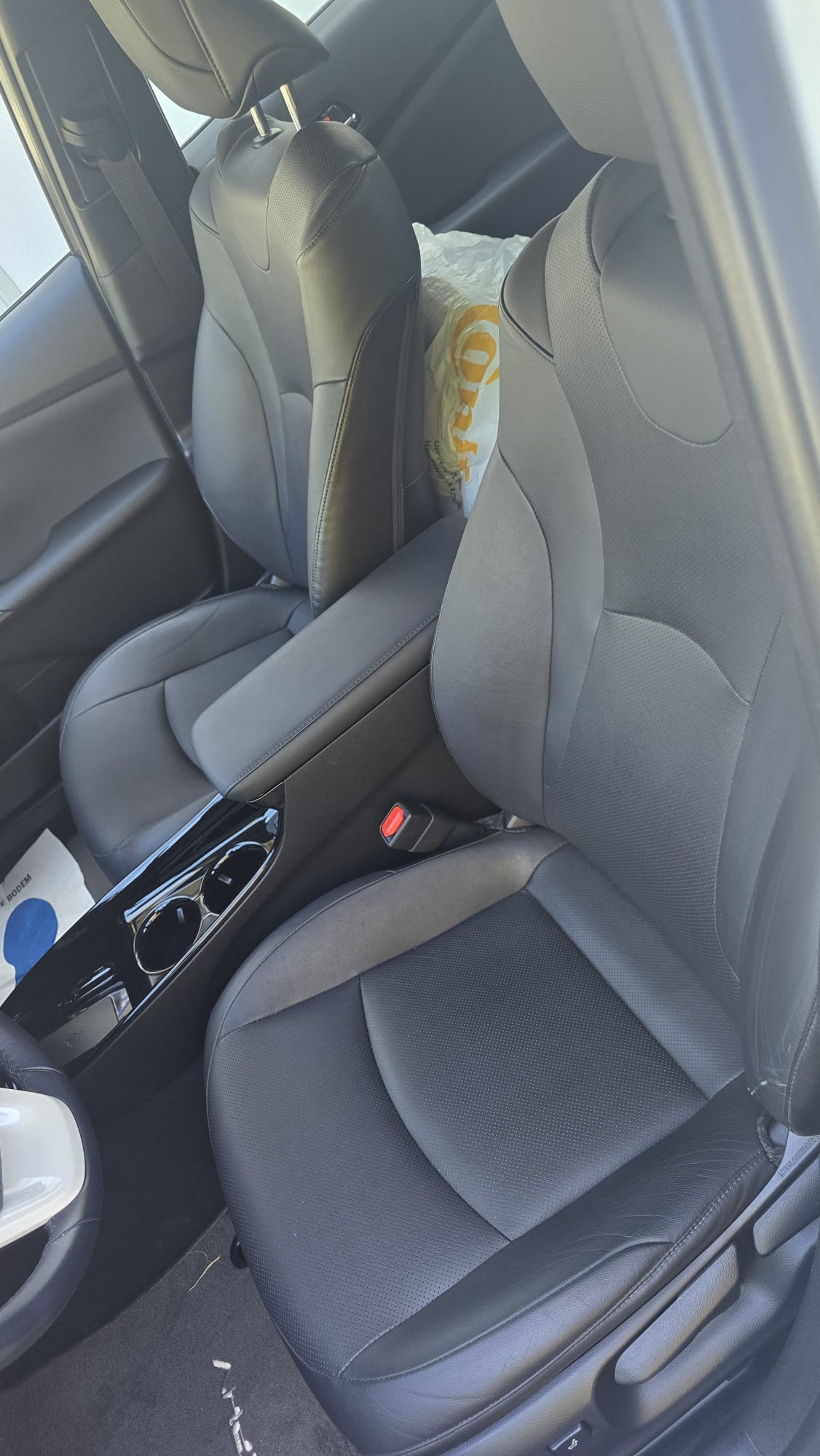 TOYOTA Prius 1.8 VVT-i Plug-in Hybrid Premium Leather / navi / DAB / 8 räder, roues-image-8