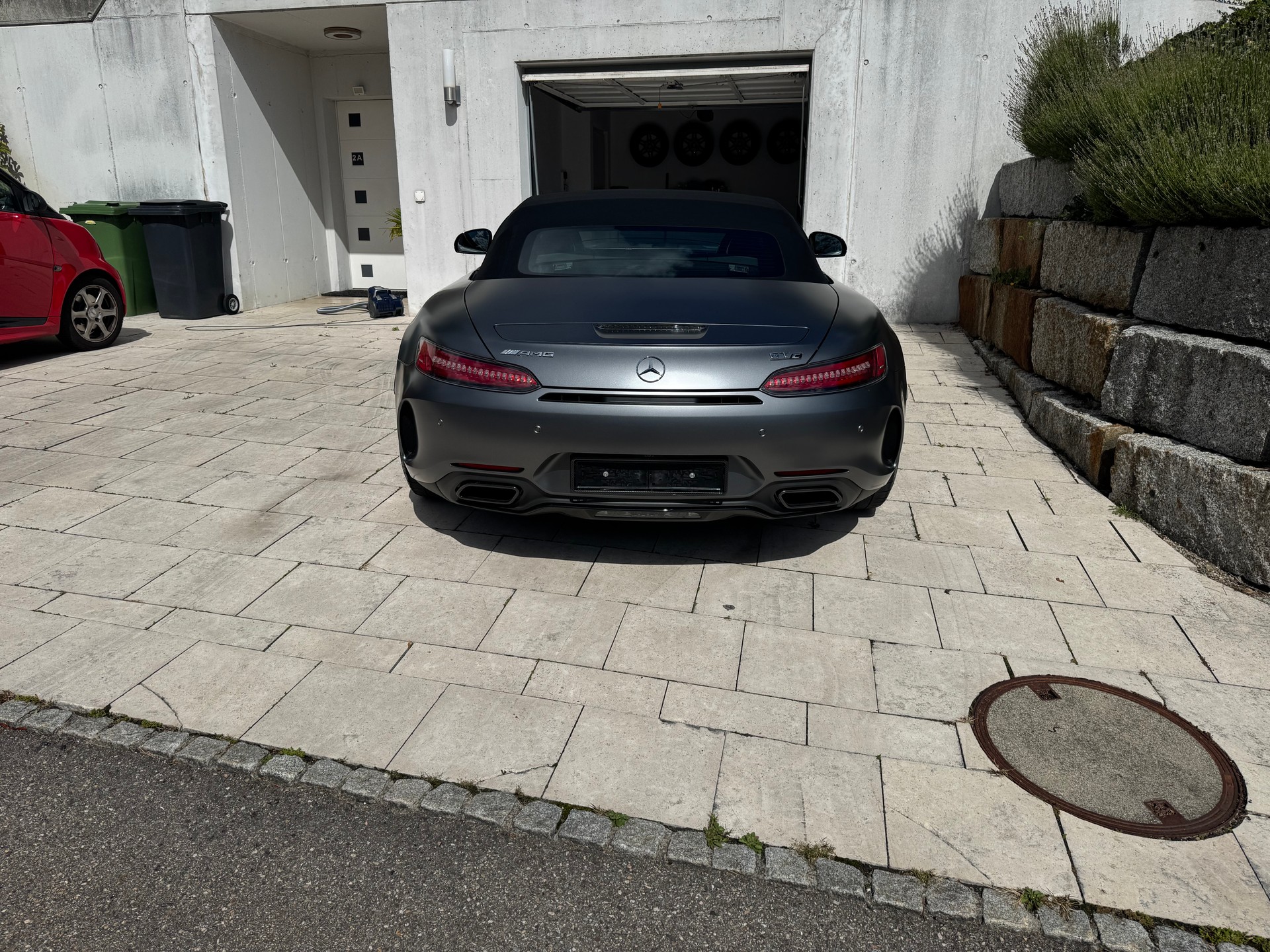 MERCEDES-BENZ AMG GT C-image-5