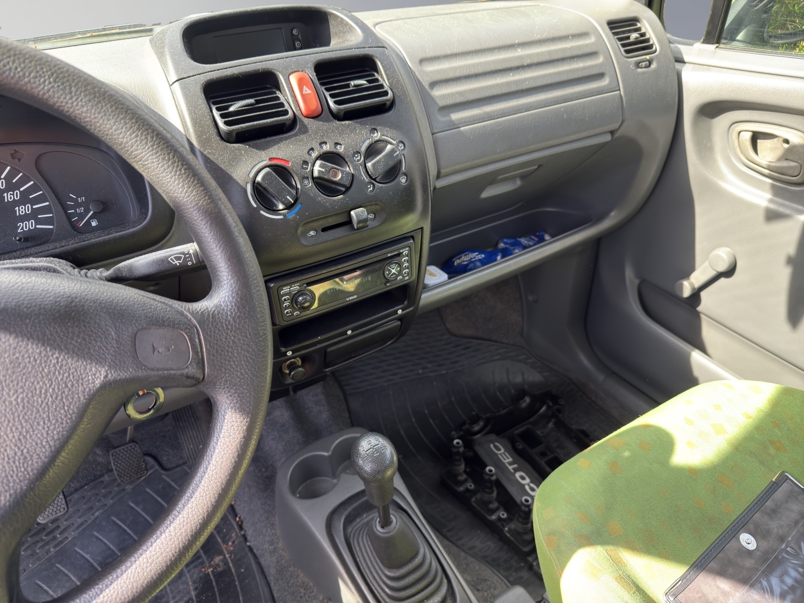 OPEL Agila 1.0 Enjoy-image-5