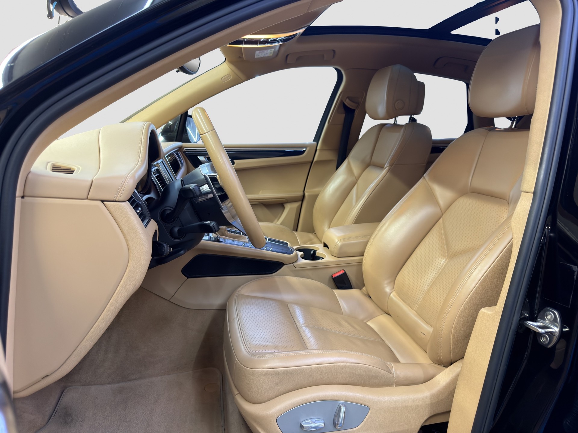 PORSCHE Macan S Diesel PDK-image-11
