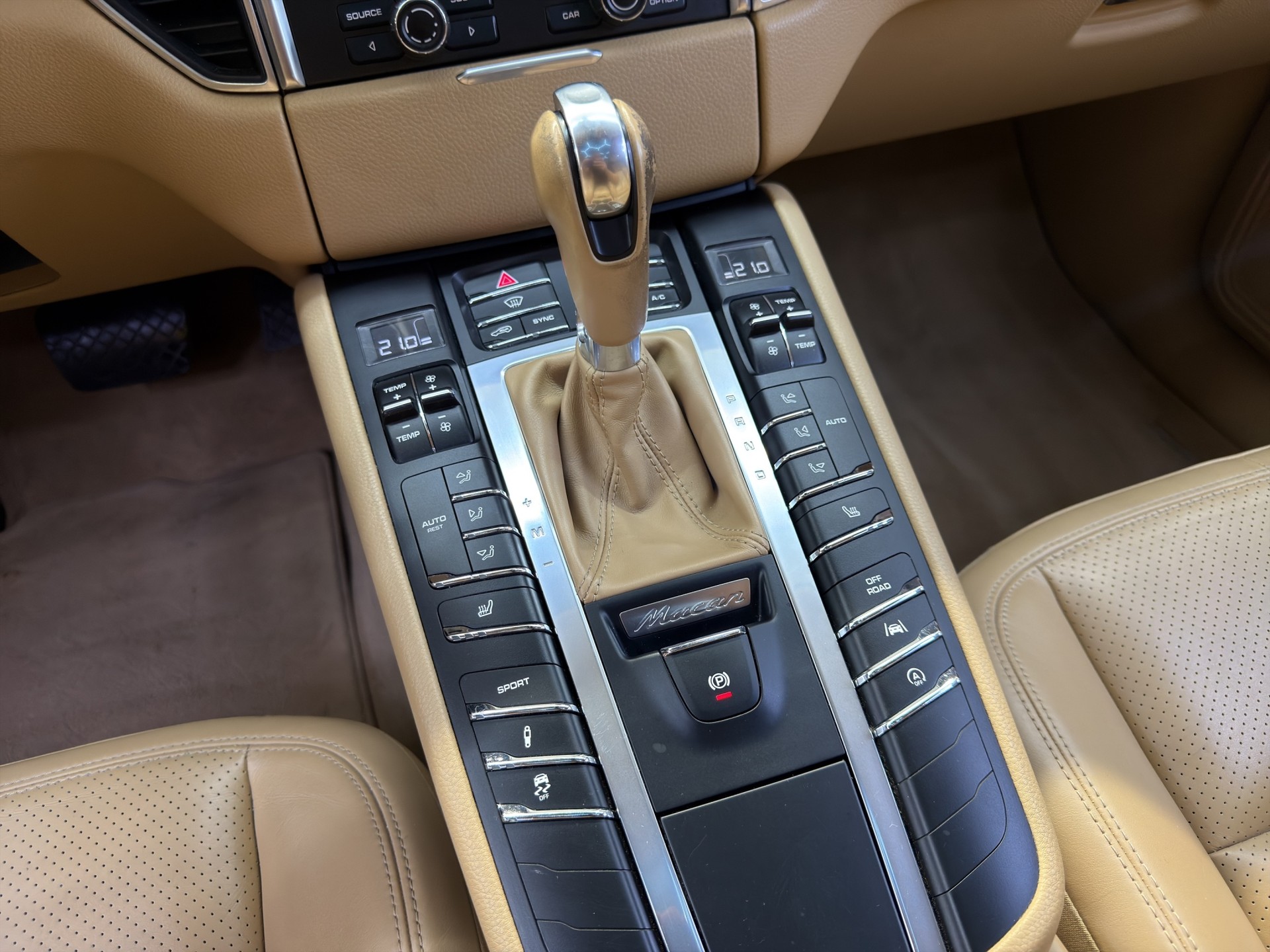 PORSCHE Macan S Diesel PDK-image-22