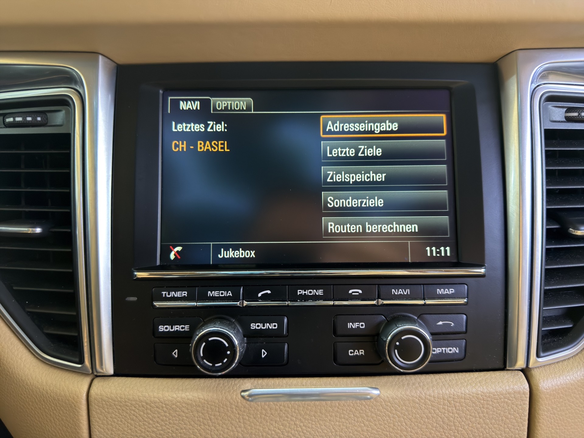 PORSCHE Macan S Diesel PDK-image-19