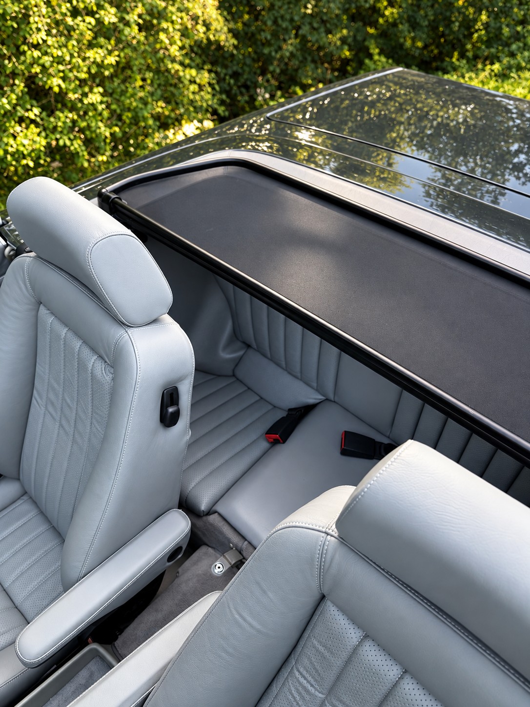 MERCEDES-BENZ SL 300-image-4