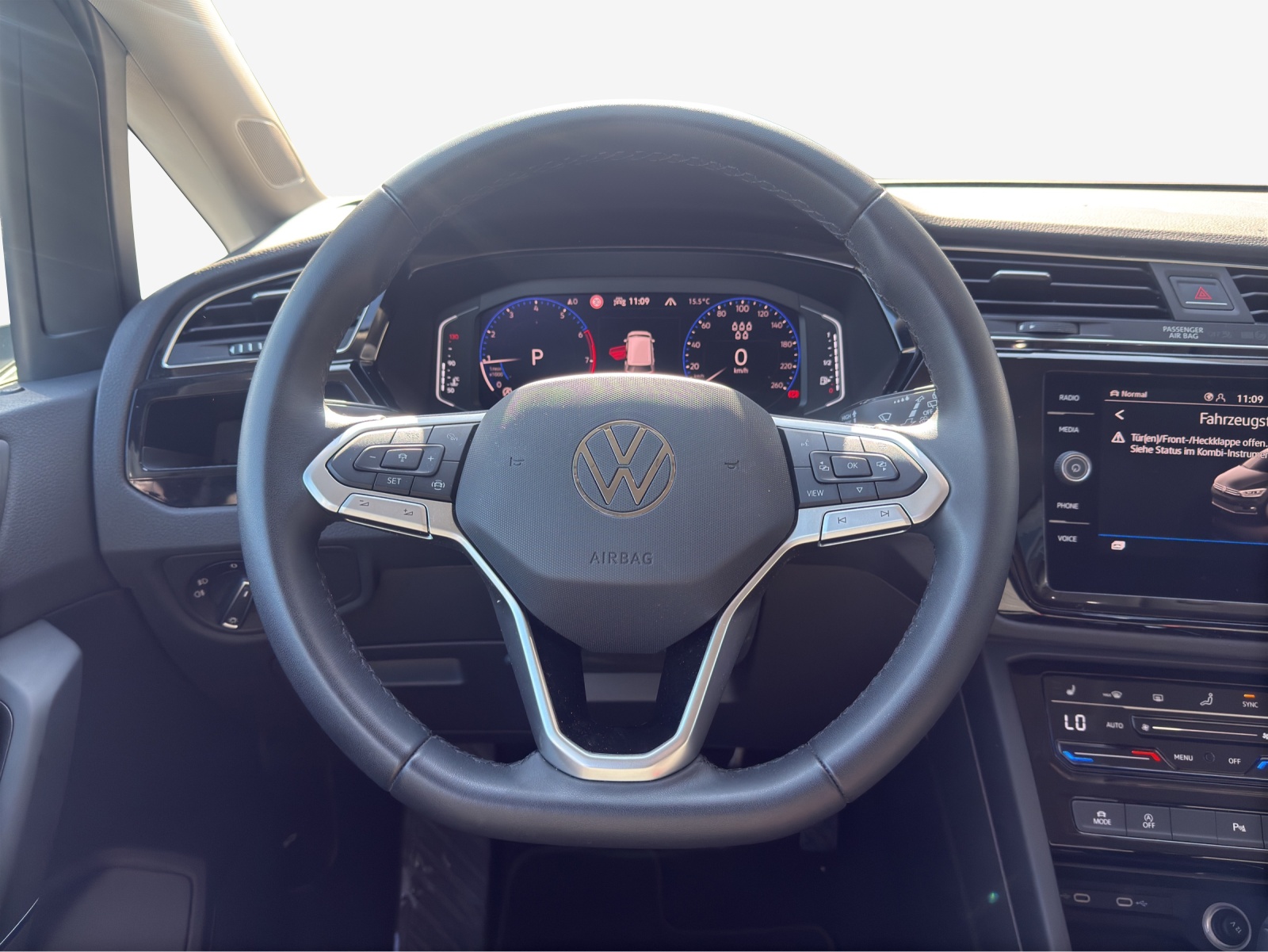 VW Touran 1.5 TSI EVO Highline DSG-image-9