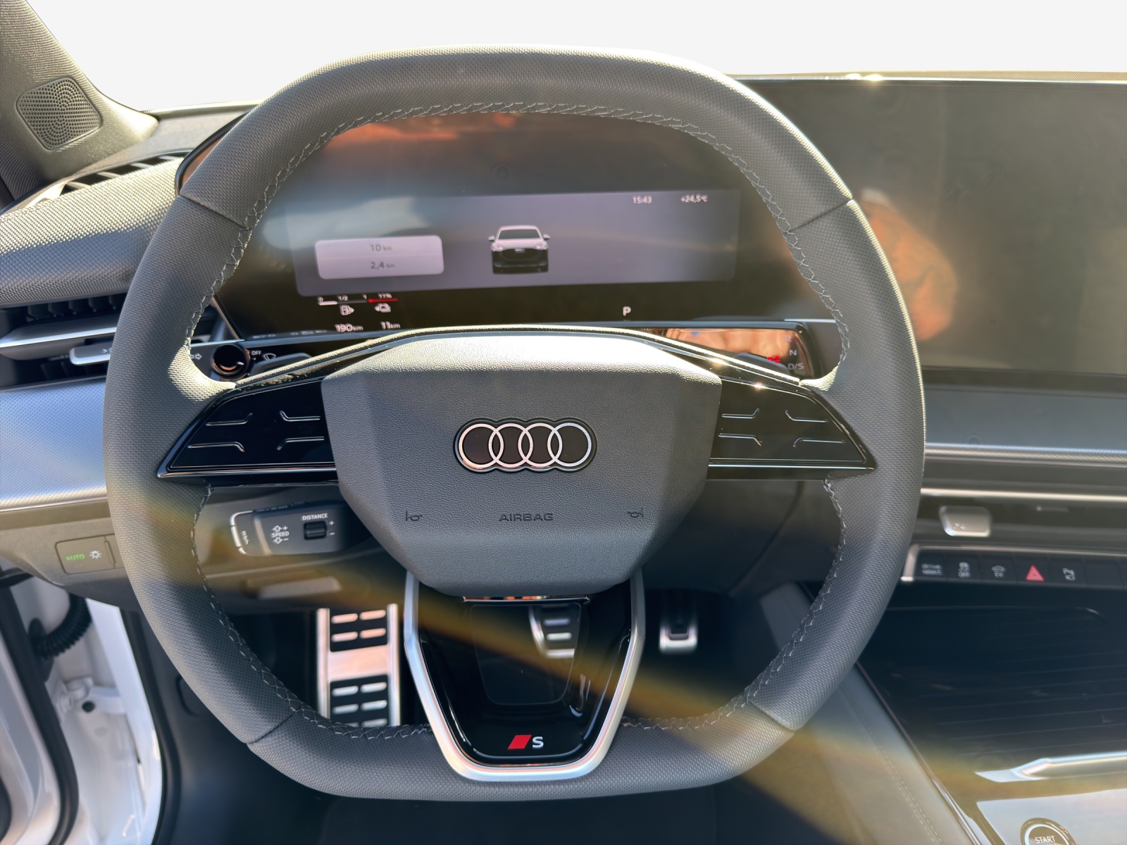 AUDI Q3 Sportback e-hybrid 200 kW S tronig-image-9