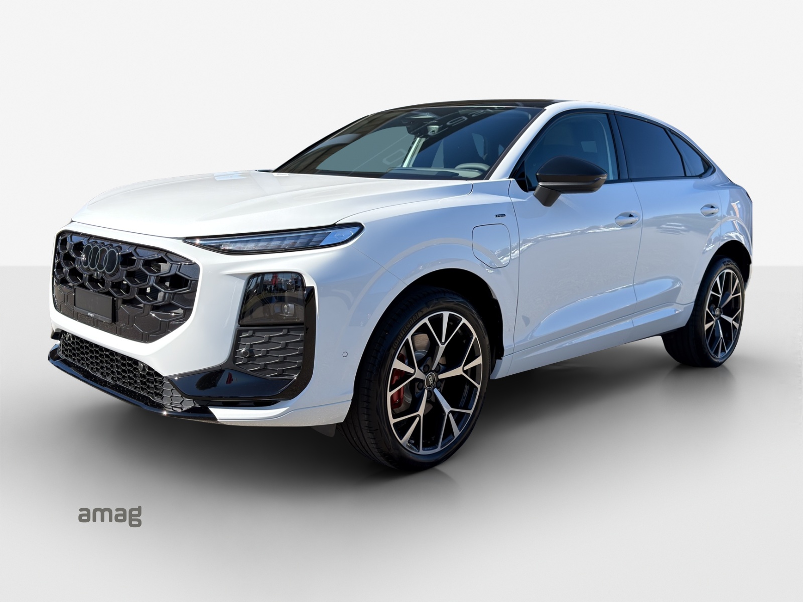 AUDI Q3 Sportback e-hybrid 200 kW S tronig-image-0
