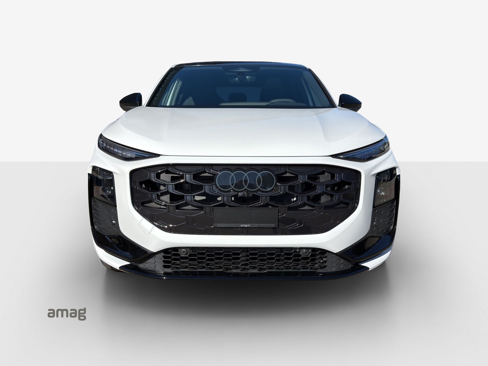 AUDI Q3 Sportback e-hybrid 200 kW S tronig-image-6