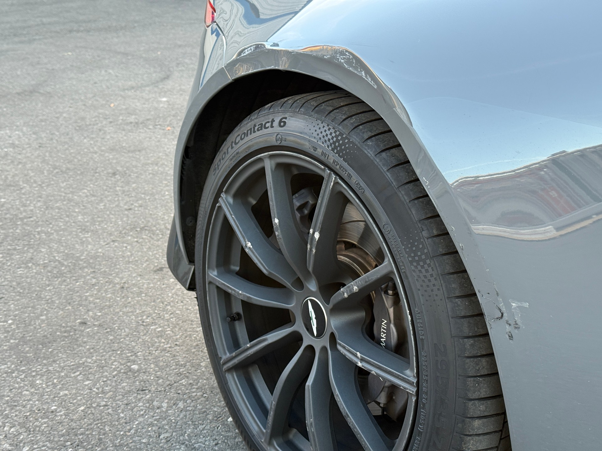 ASTON MARTIN V8 Vantage 4.0 Coupé-image-6