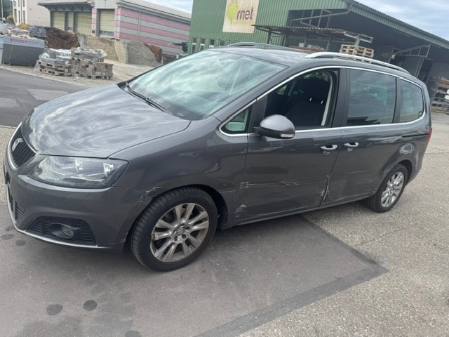 SEAT Alhambra 1.4 TSI Style Eco DSG-image-1