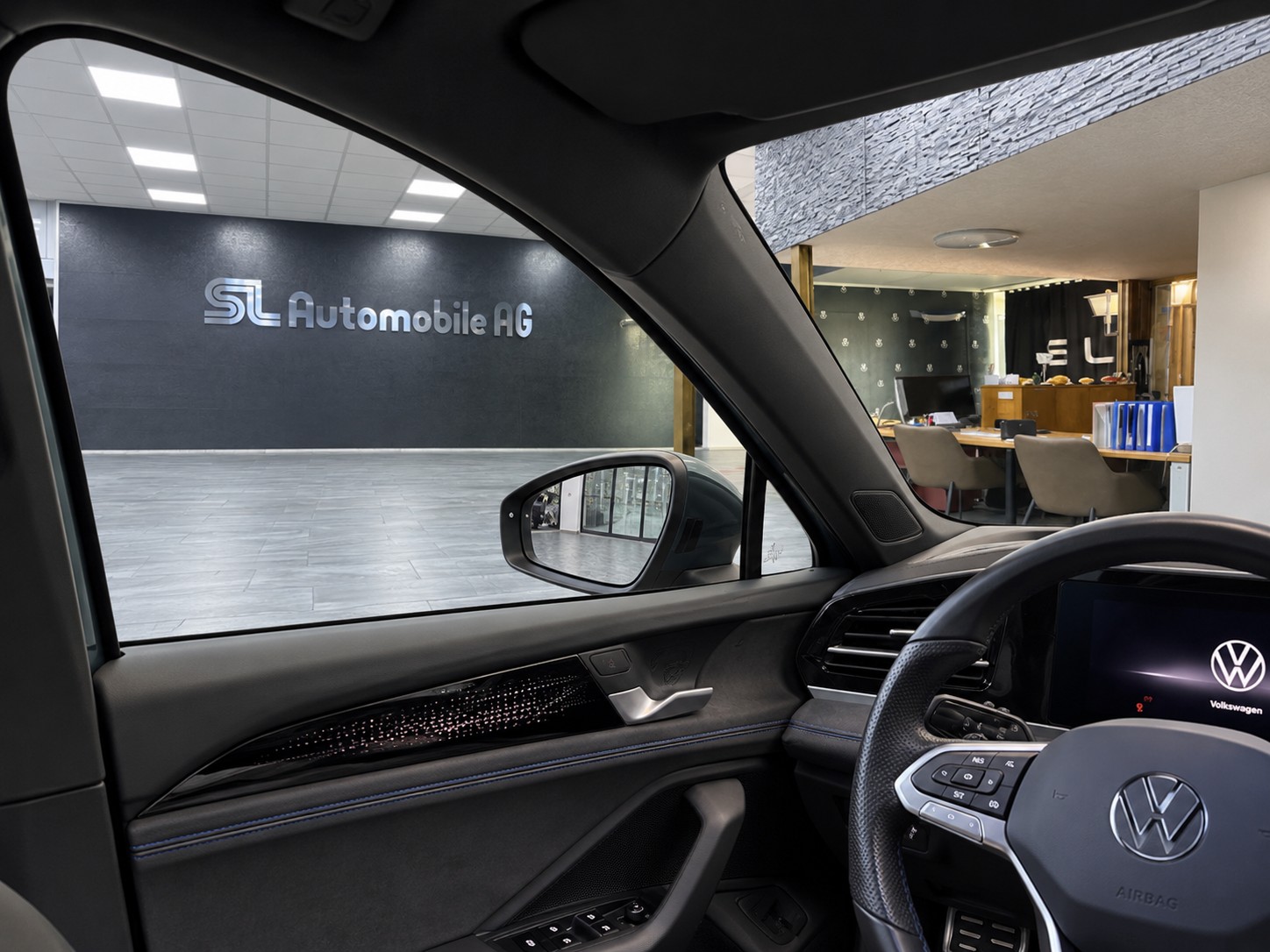VW Passat Variant 2.0 TDI evo R-Line DSG / Leasing ab 299.--image-3