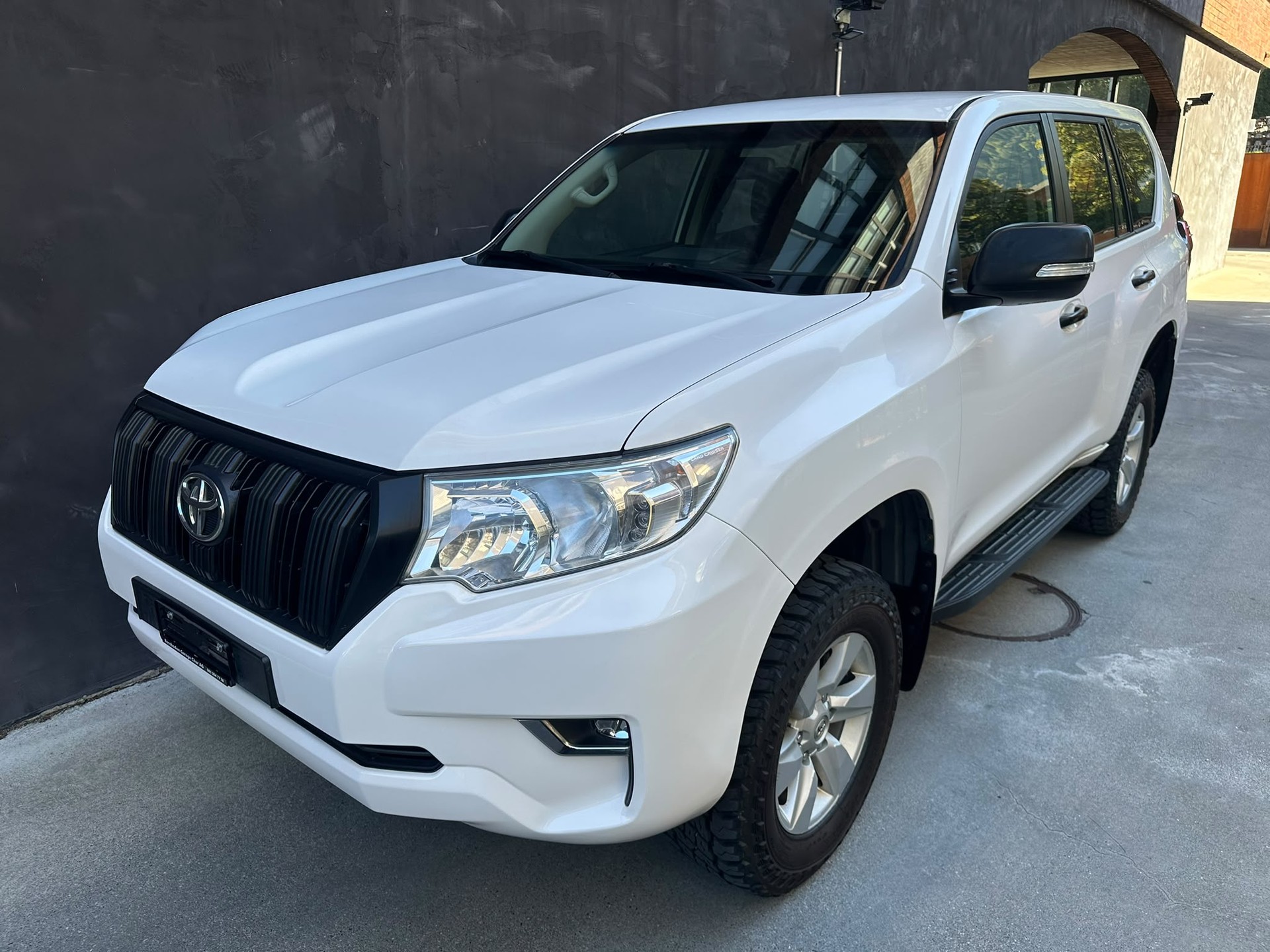 TOYOTA Land Cruiser 2.8TD Comfort Automatic-image-2