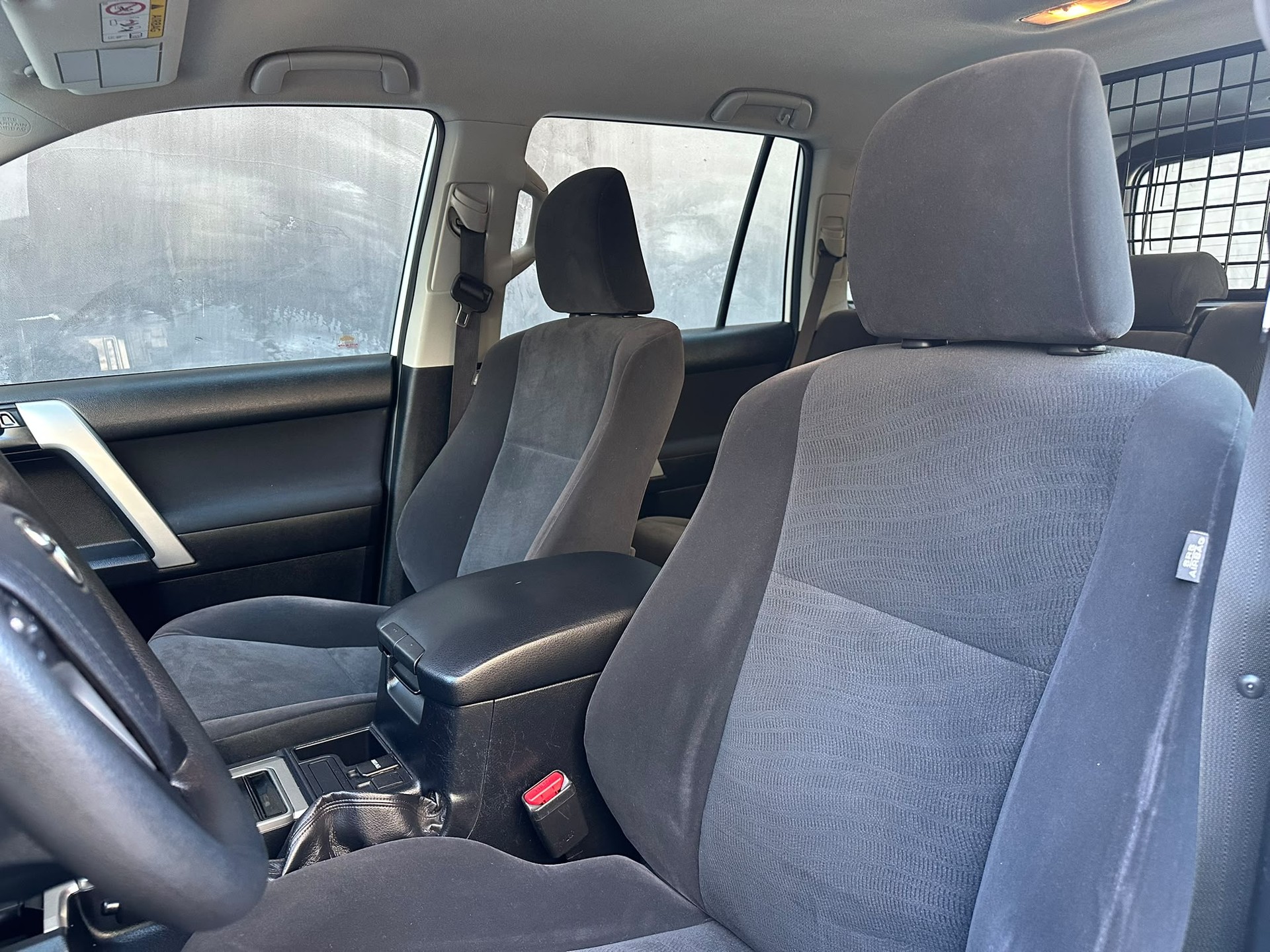 TOYOTA Land Cruiser 2.8TD Comfort Automatic-image-9