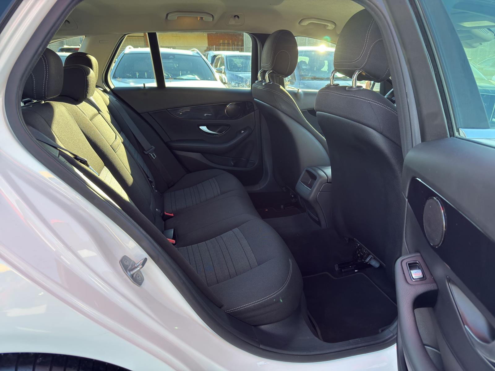 MERCEDES-BENZ C-Klasse S205 Kombi C 250 d Exclusive 4m-image-17