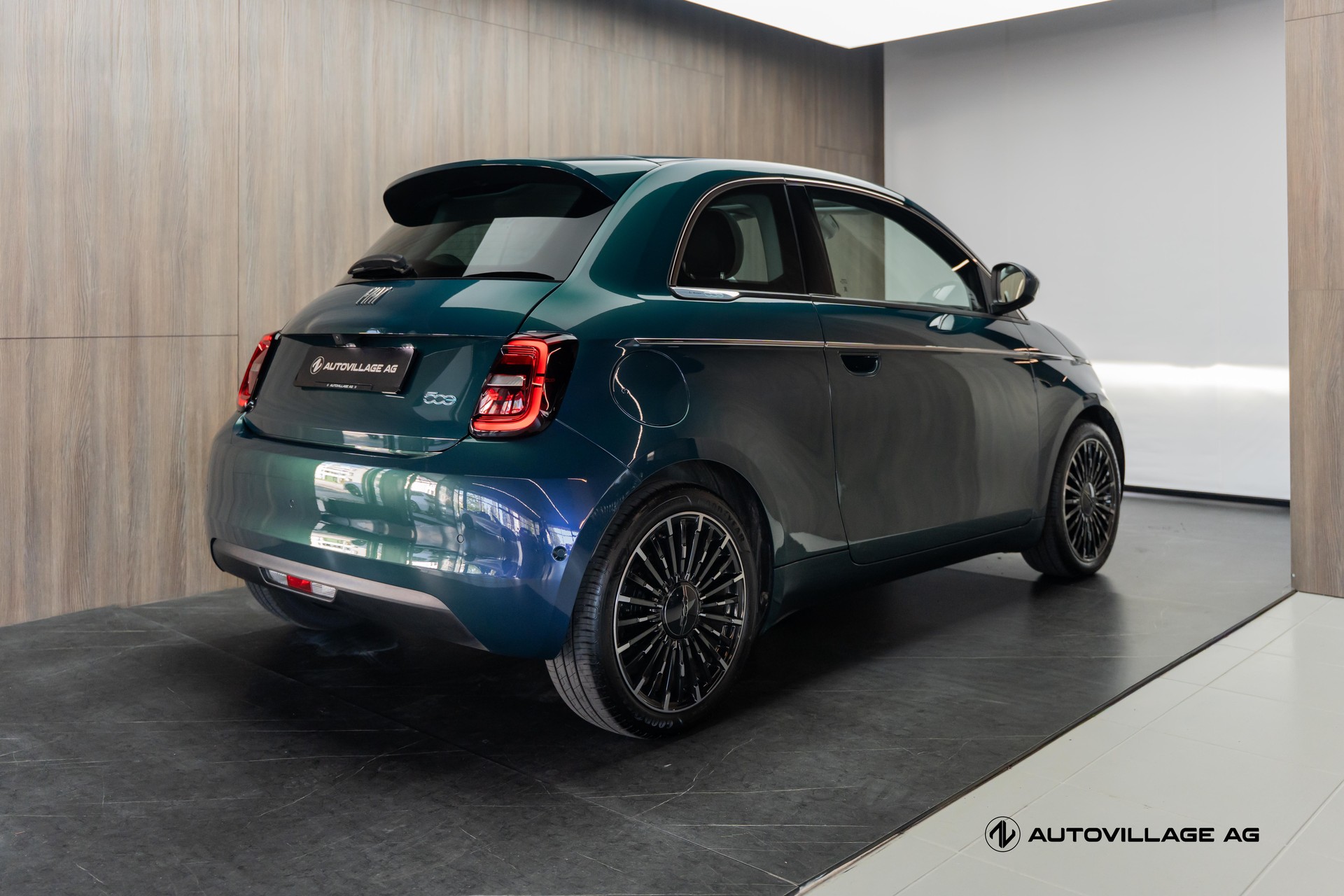 FIAT 500 electric 87 kW La Prima-image-2