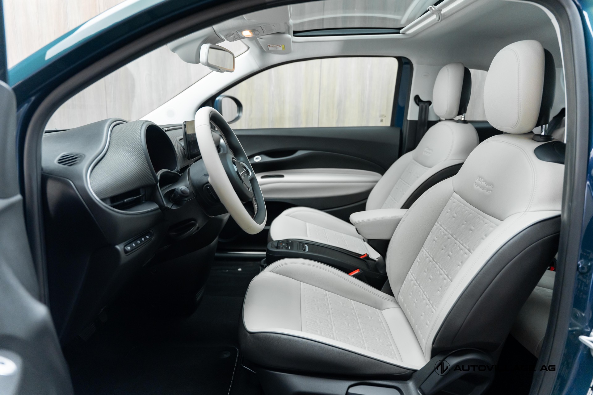 FIAT 500 electric 87 kW La Prima-image-5