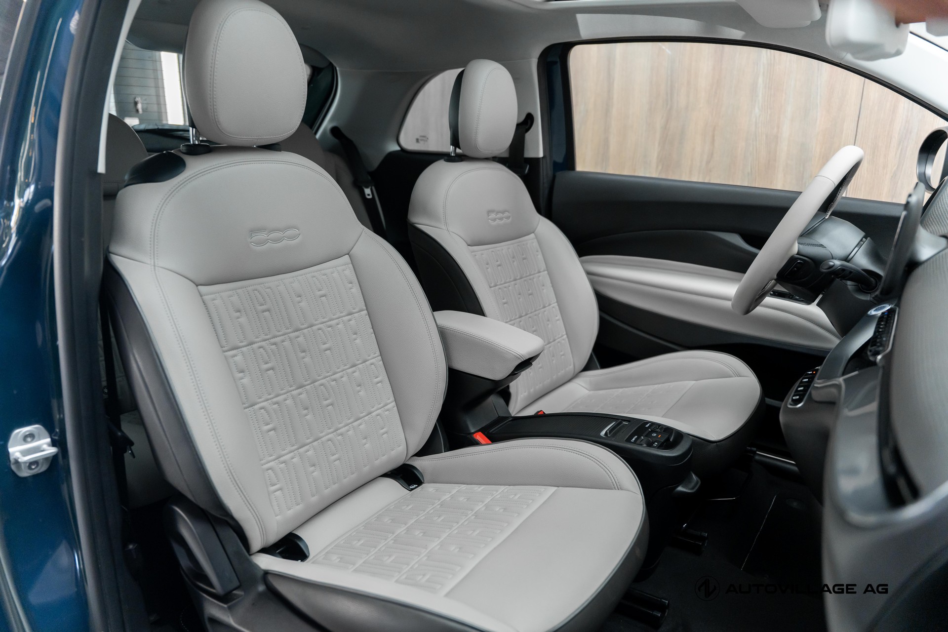 FIAT 500 electric 87 kW La Prima-image-16