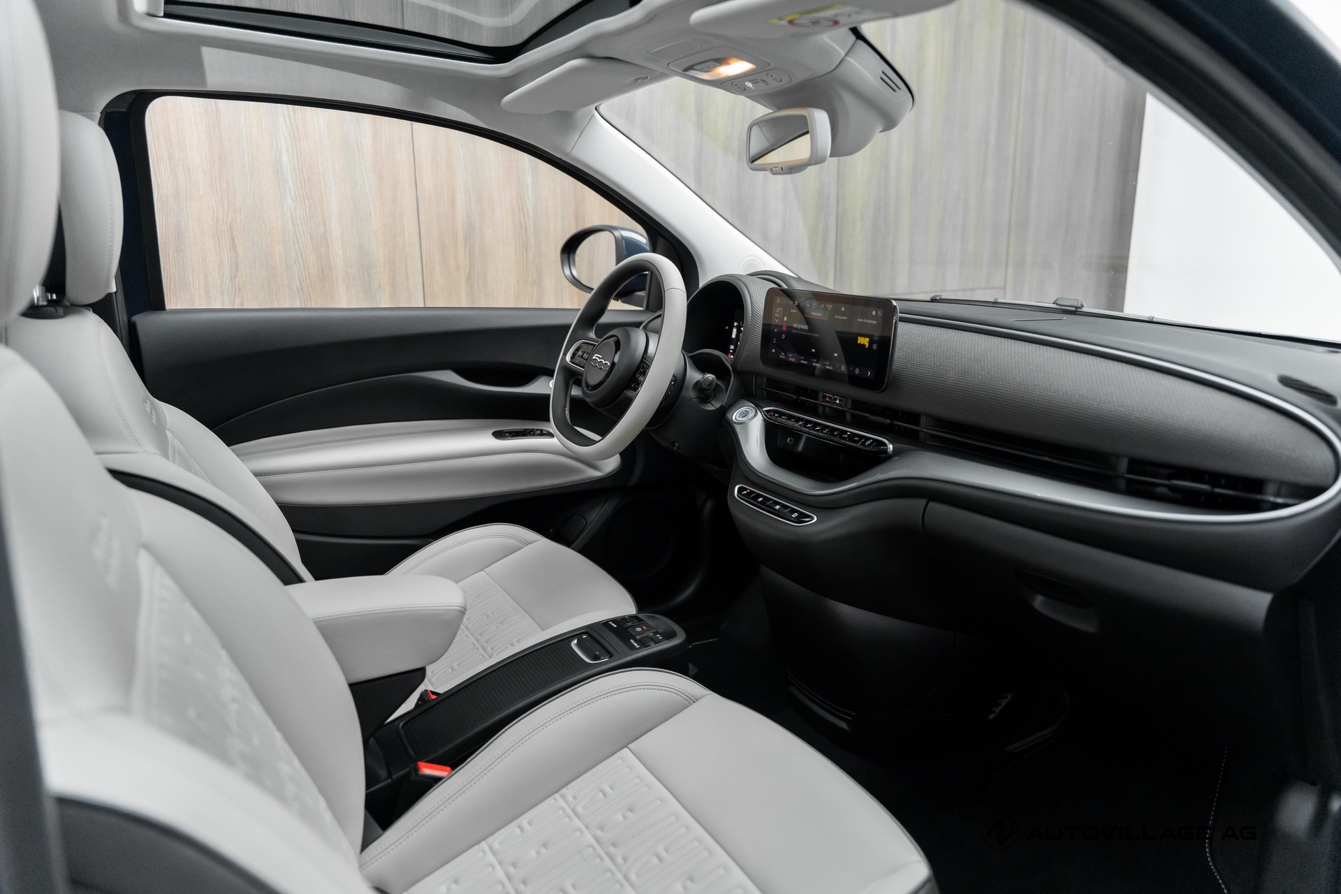 FIAT 500 electric 87 kW La Prima-image-15