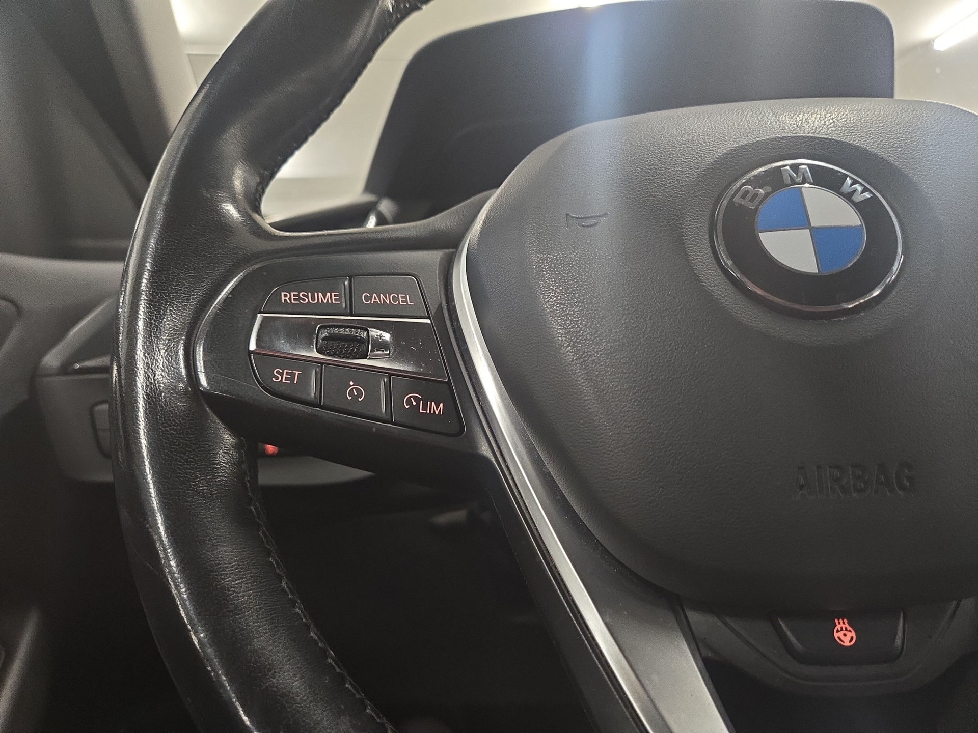 BMW 120i Sport Line Steptronic-image-13