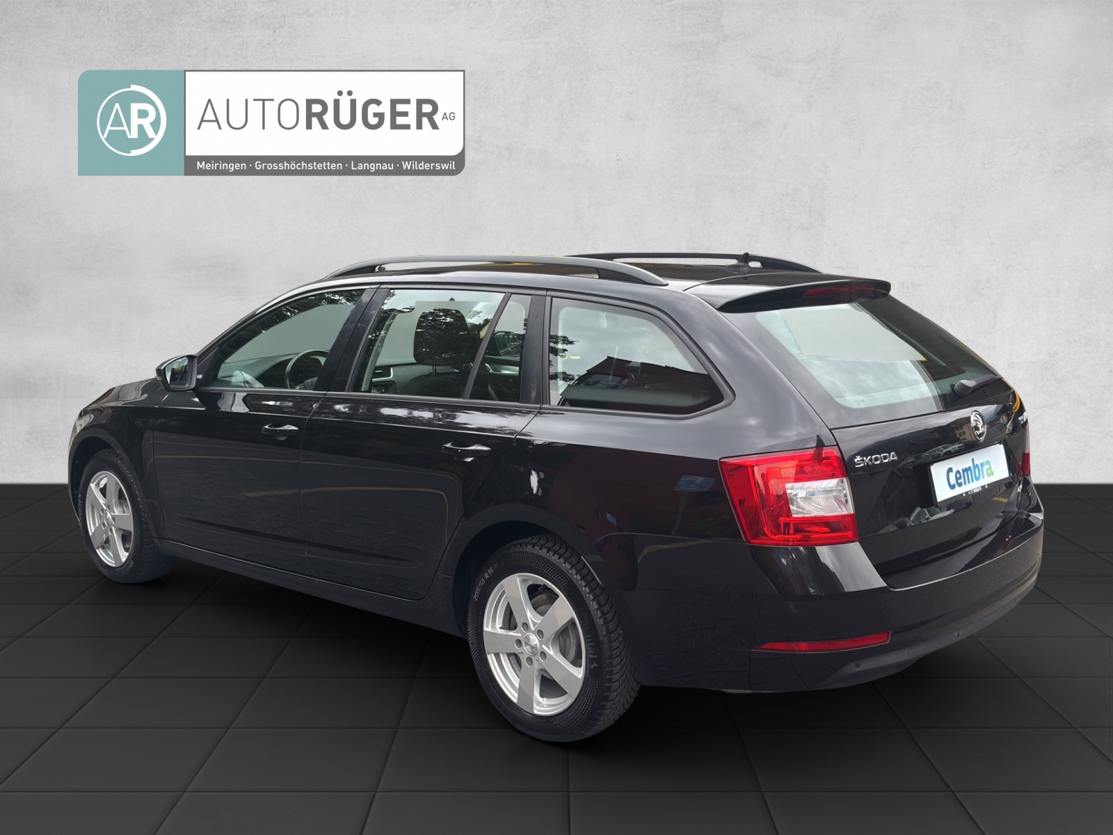 SKODA Octavia Combi 2.0 TDI Ambition 4x4-image-3