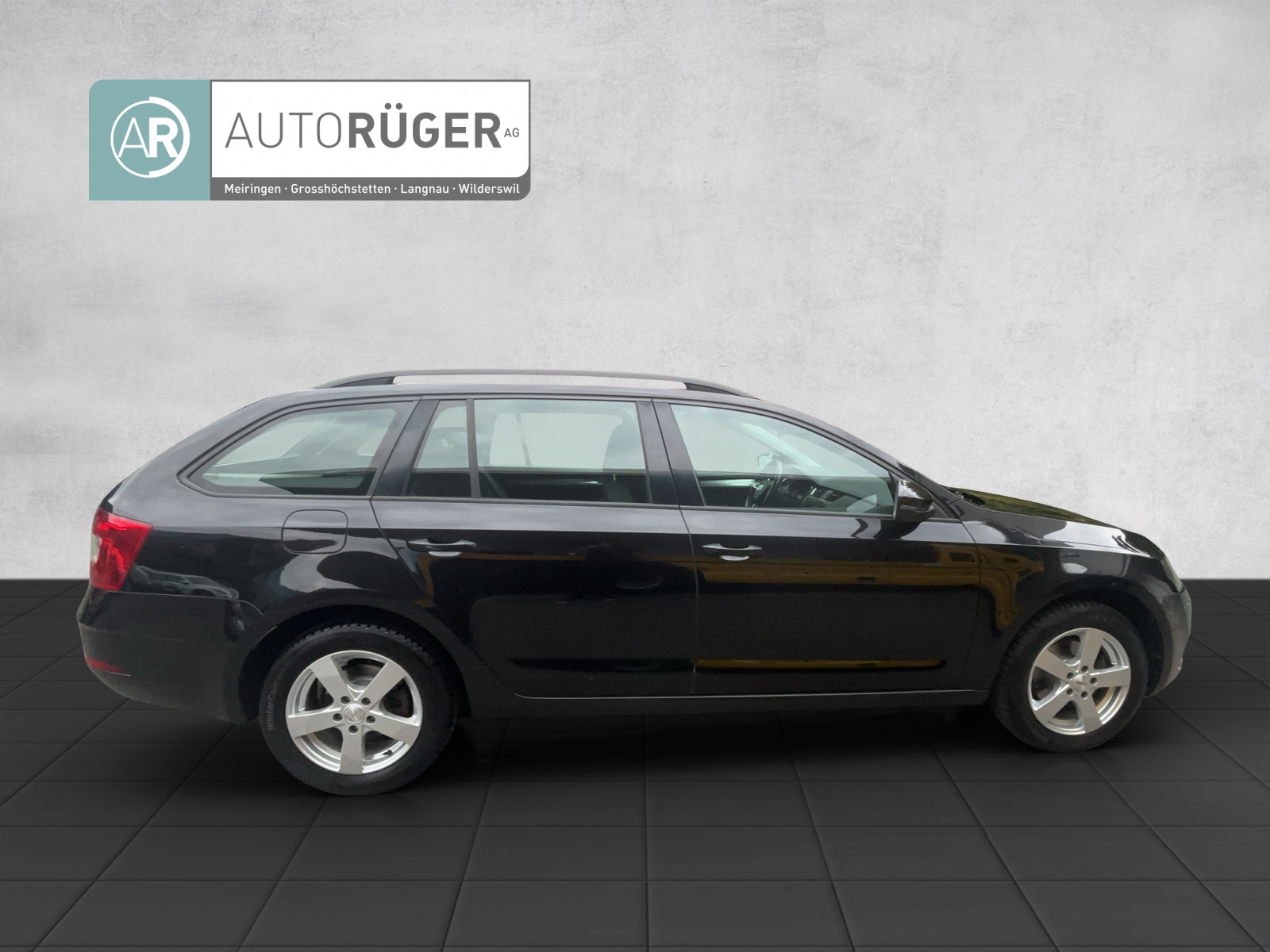 SKODA Octavia Combi 2.0 TDI Ambition 4x4-image-6