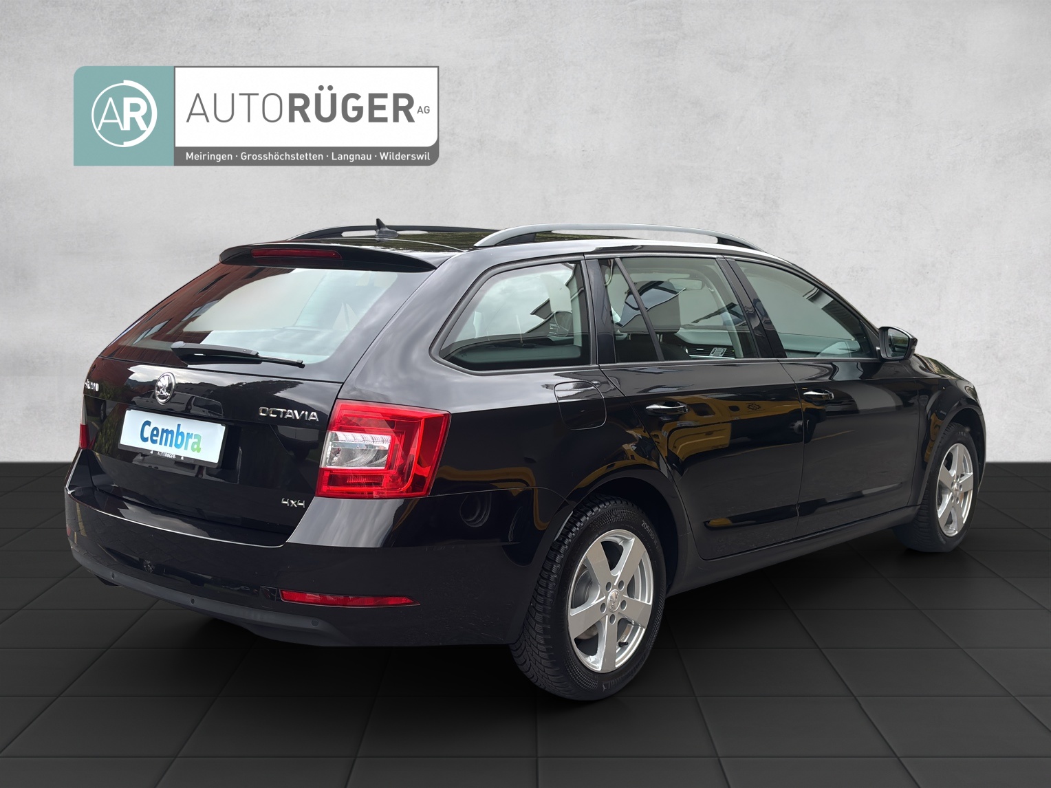 SKODA Octavia Combi 2.0 TDI Ambition 4x4-image-5