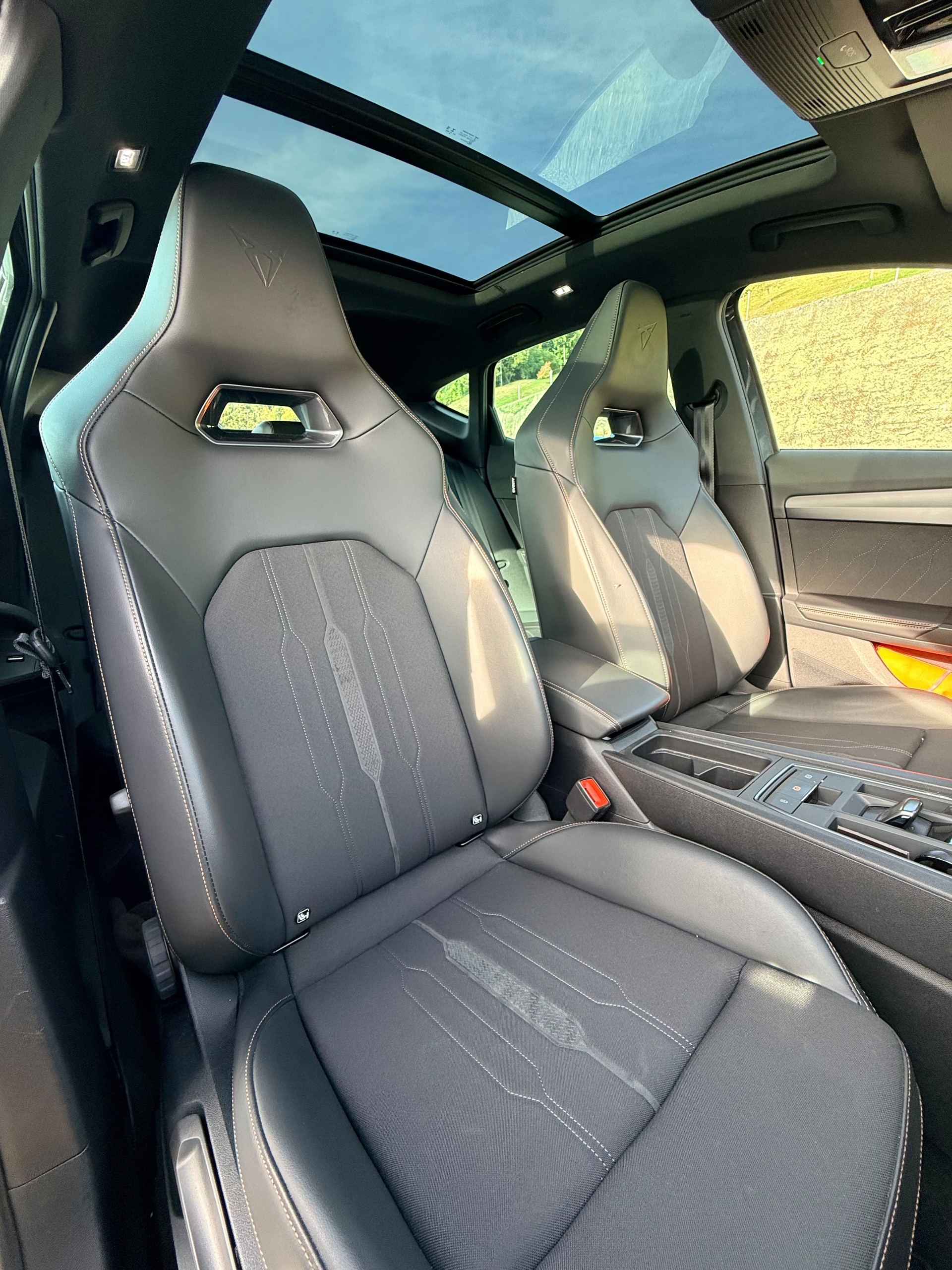CUPRA 2.0 TSI VZ 4Drive DSG-image-2