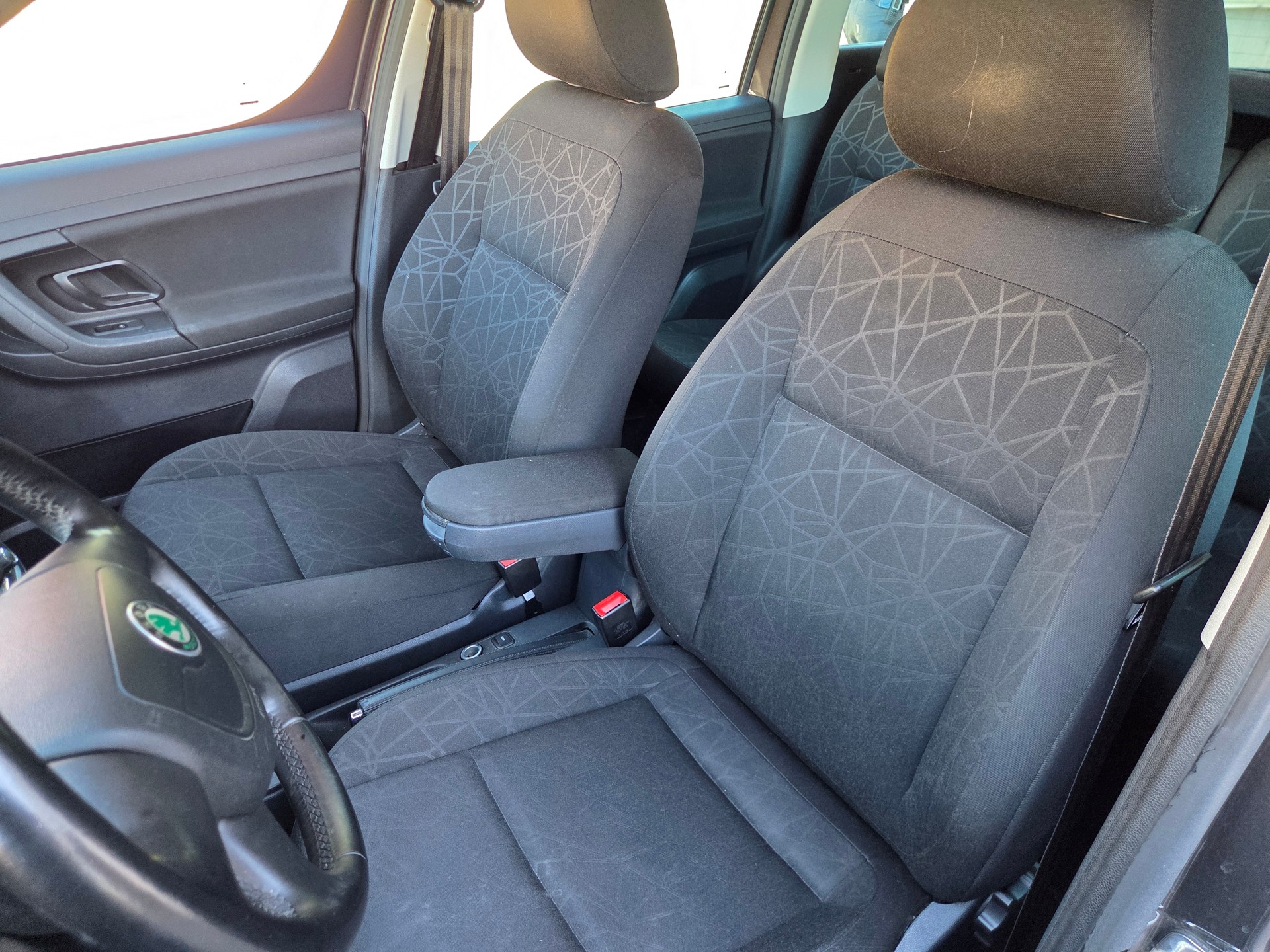 SKODA Roomster 1.2 TSI Family DSG-image-7