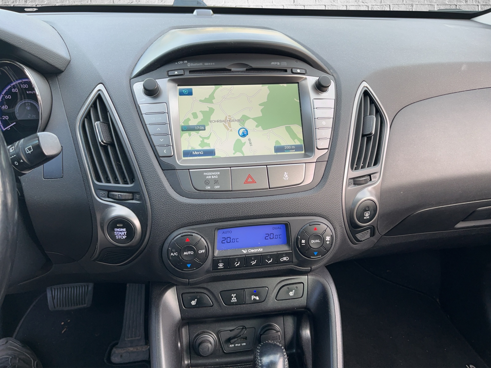 HYUNDAI iX 35 2.0 CRDi Vertex 4WD Automatic-image-10