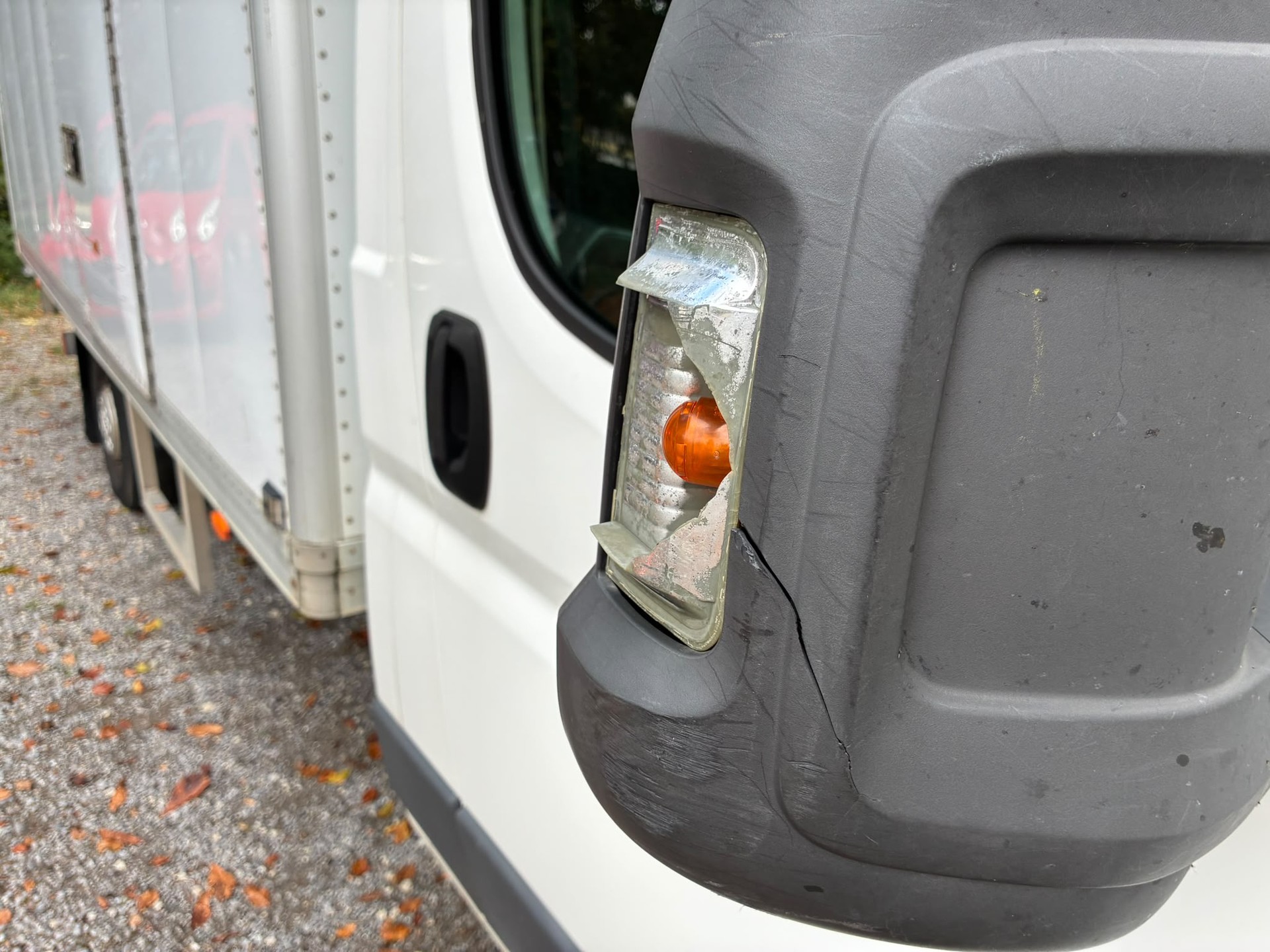 PEUGEOT Boxer 2.2 HDI 335 Active L3-image-8