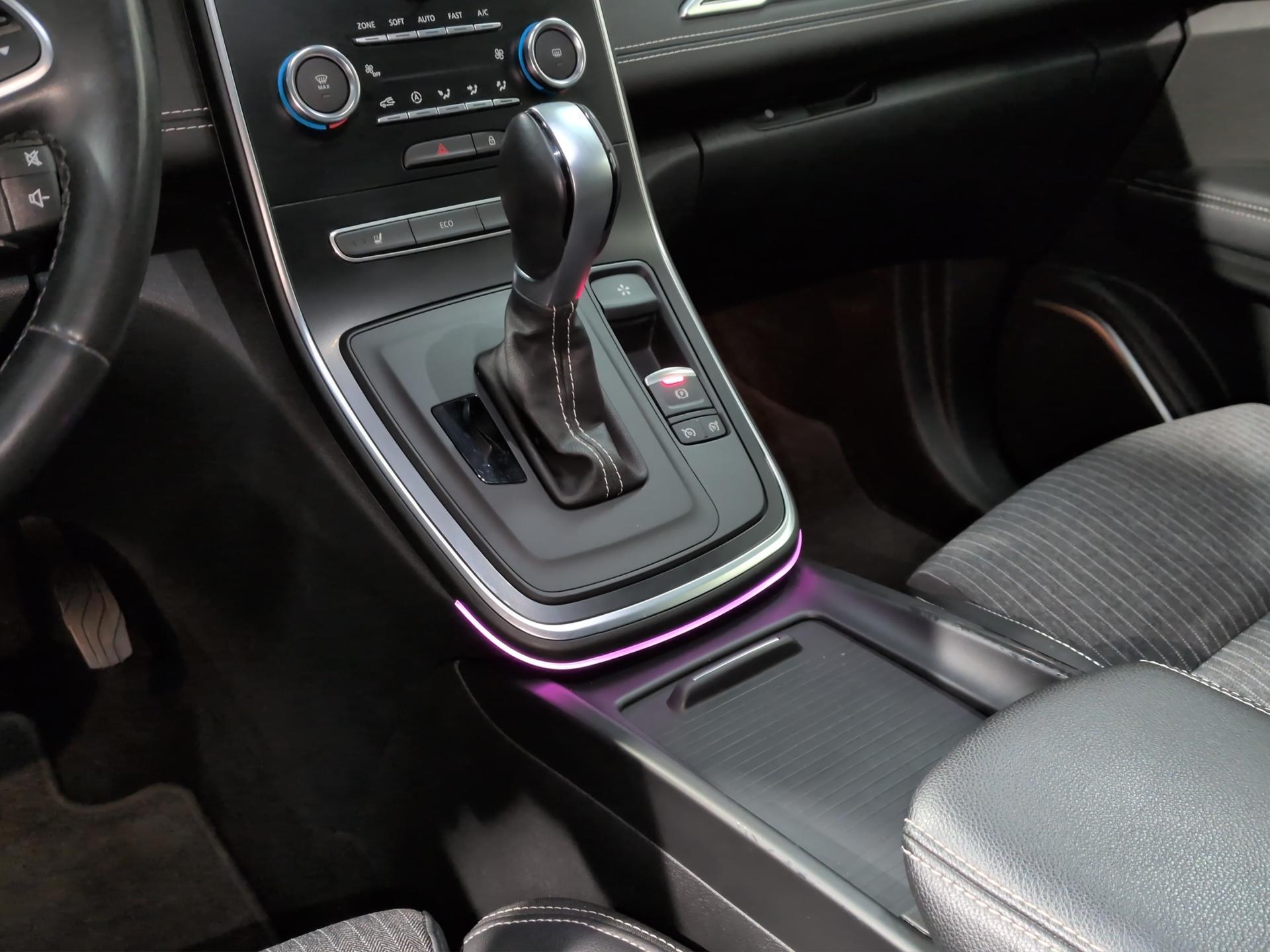 RENAULT Grand Scénic 1.3 16V Turbo Intens EDC-image-11